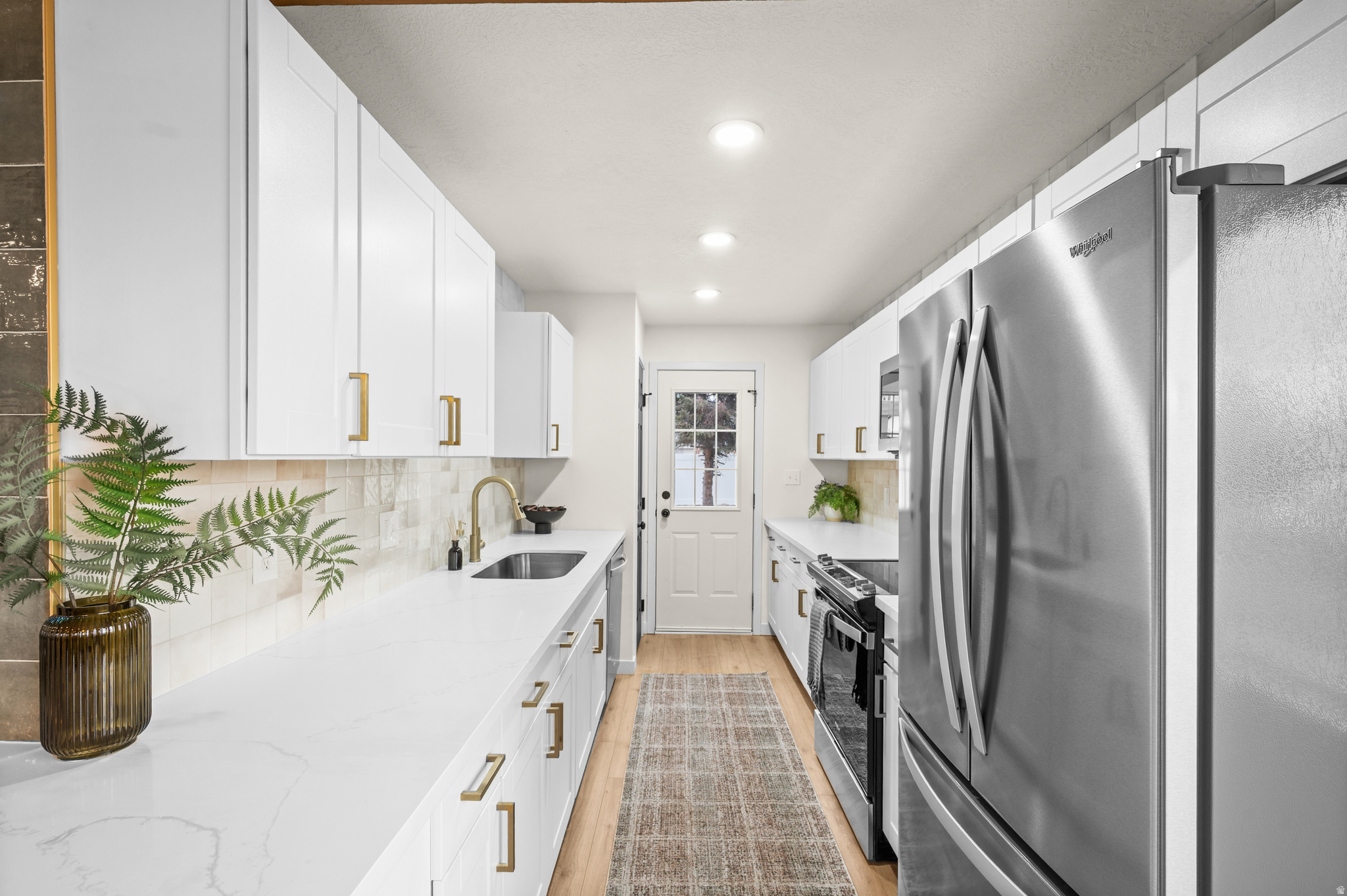 property viewer photo 23