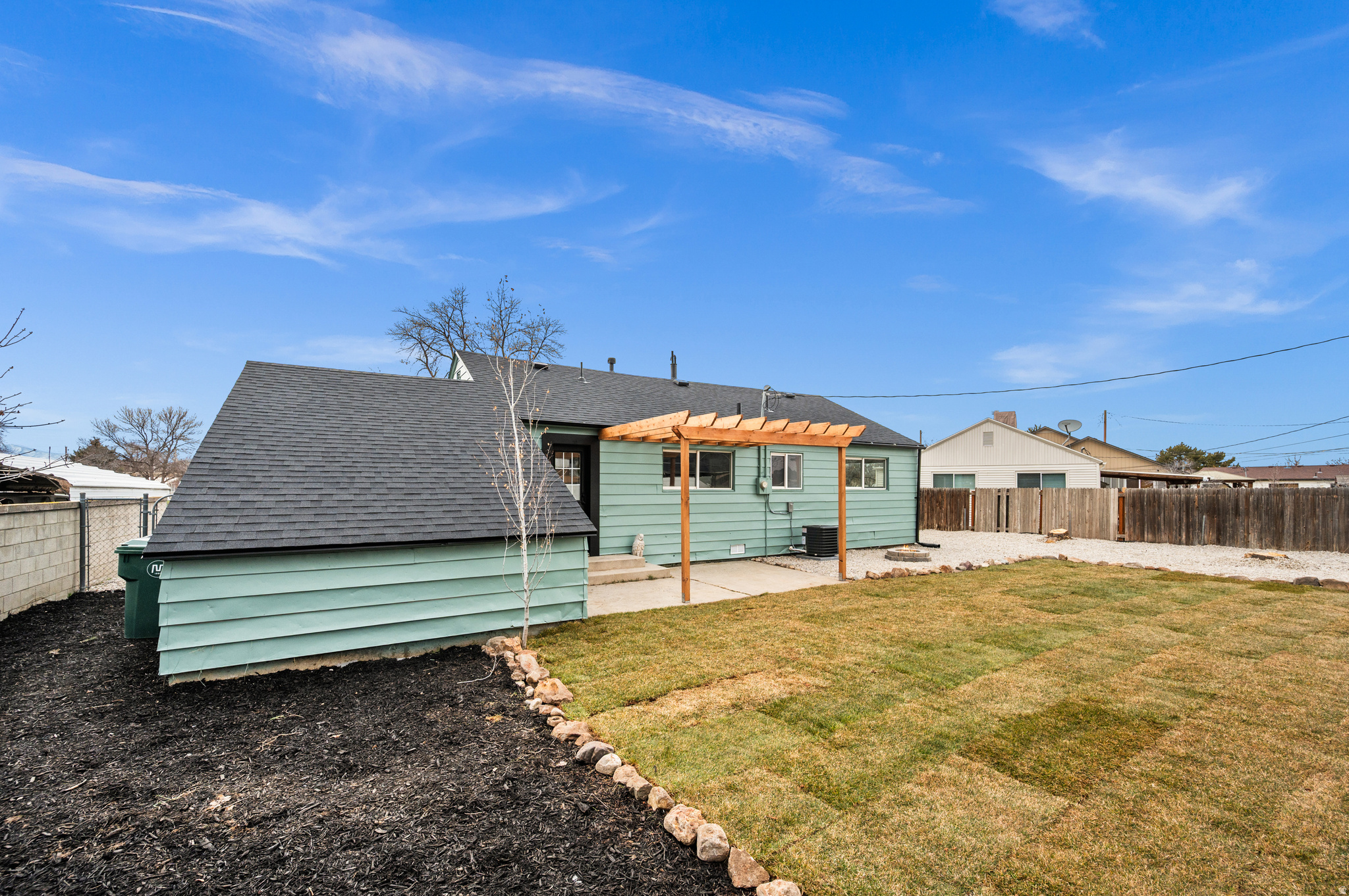 property viewer photo 36