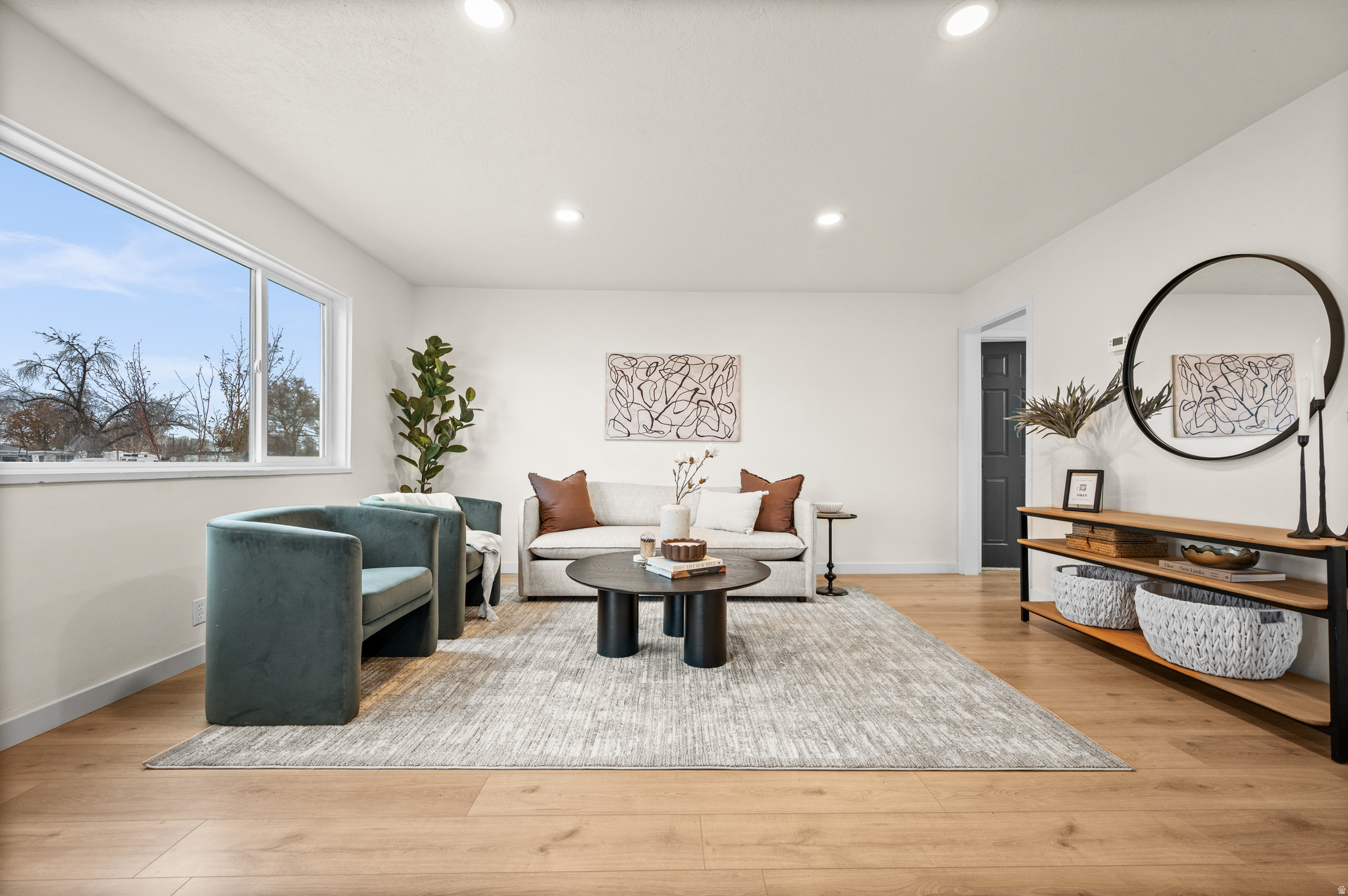 property viewer photo 5