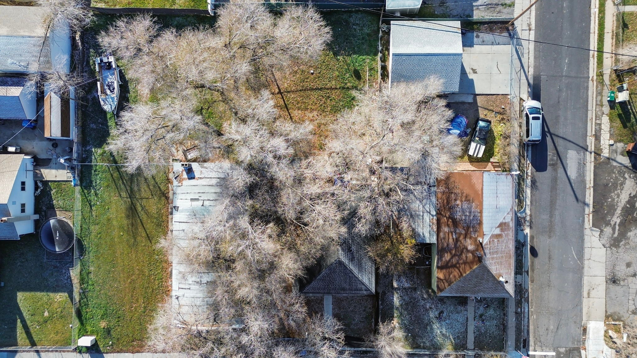 main property photo 24
