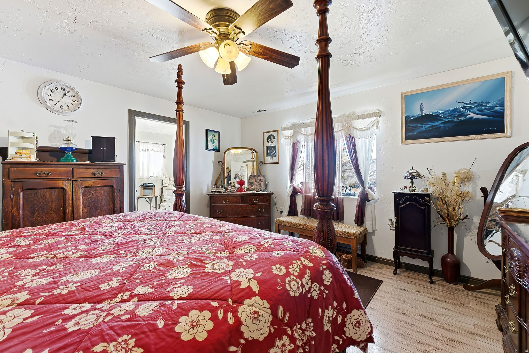 main property photo 16