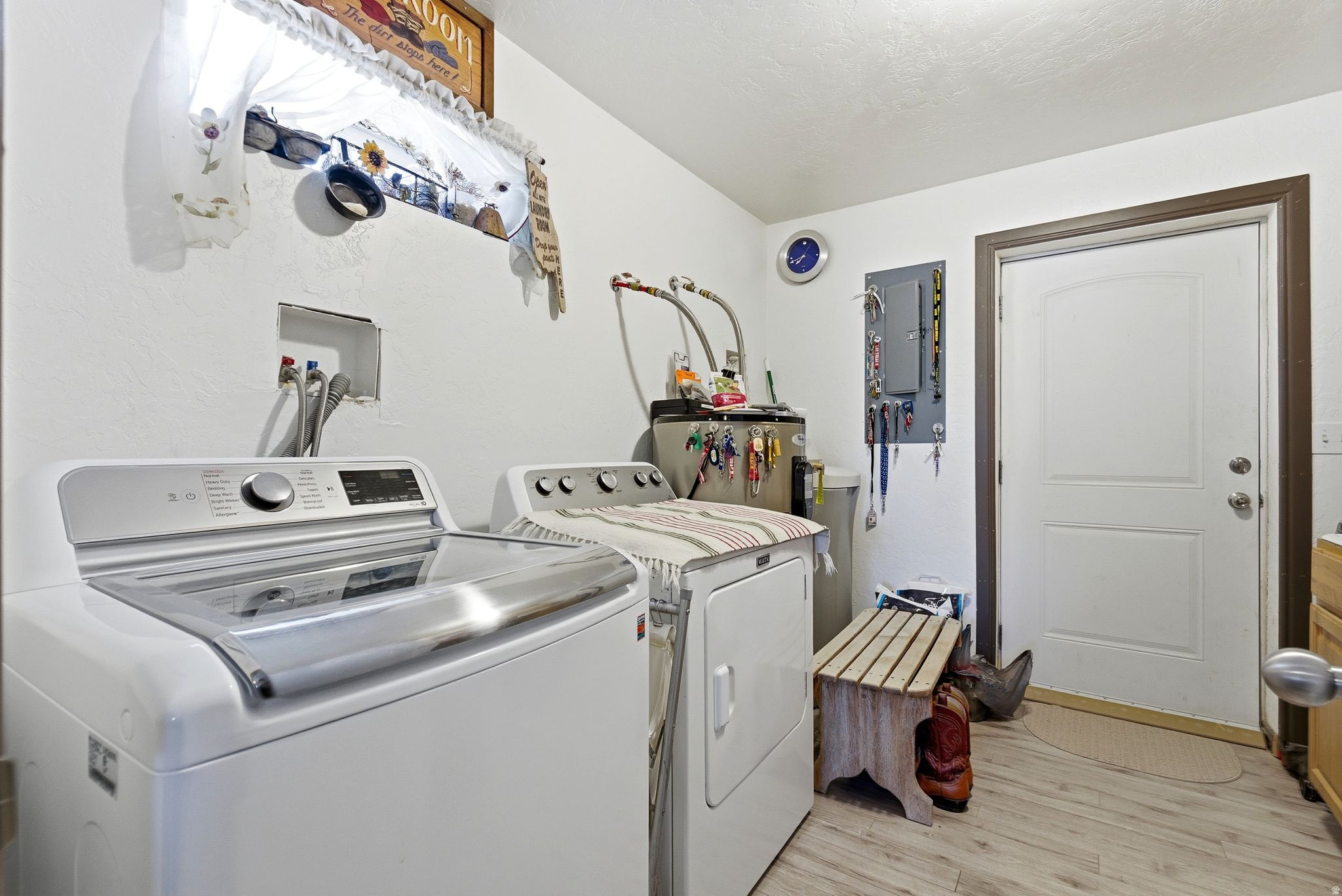 main property photo 31