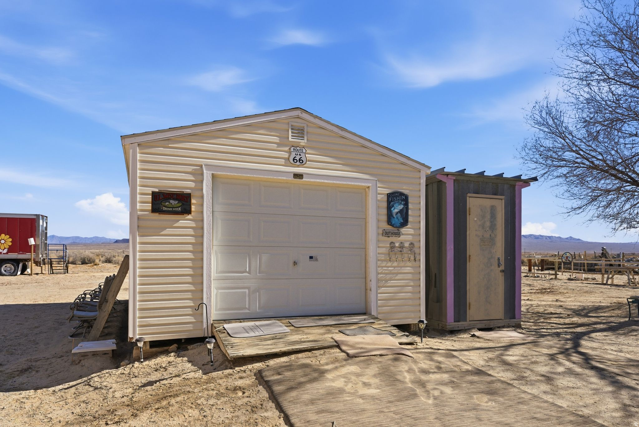 main property photo 47