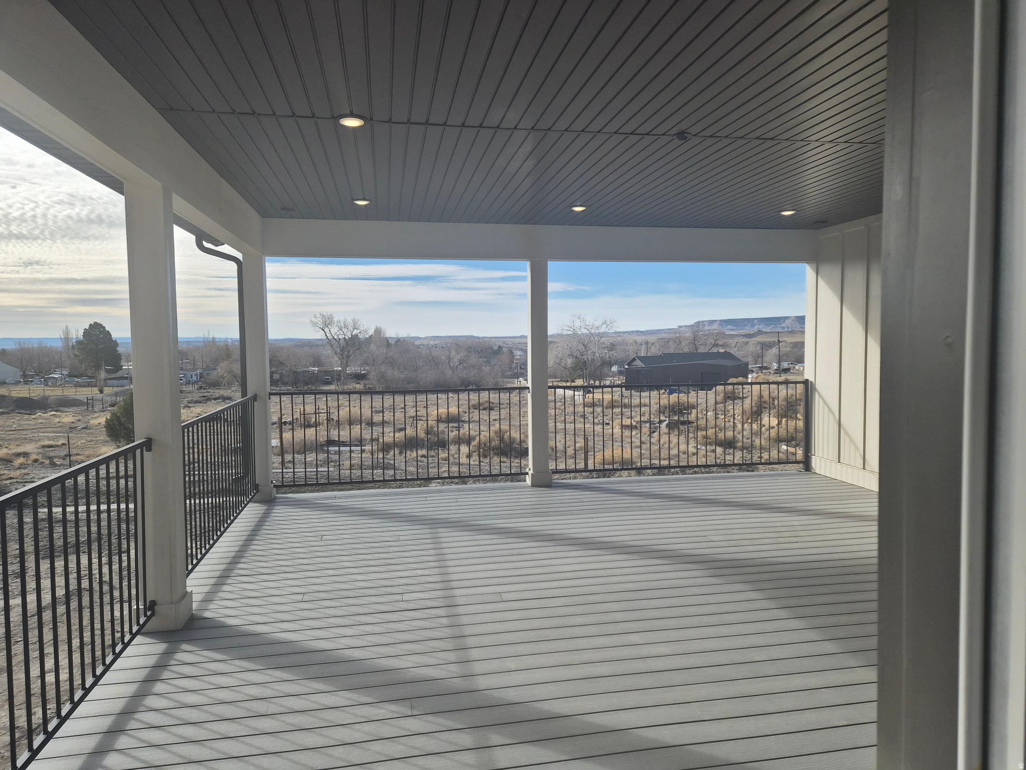 main property photo 35