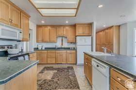 main property photo 74
