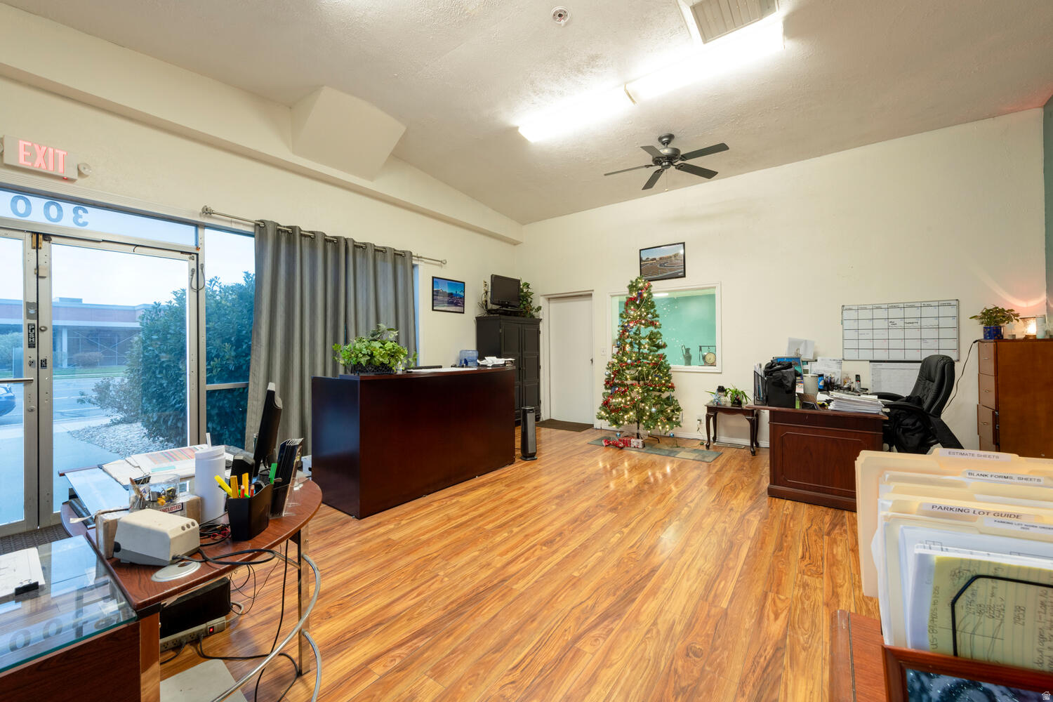main property photo 14