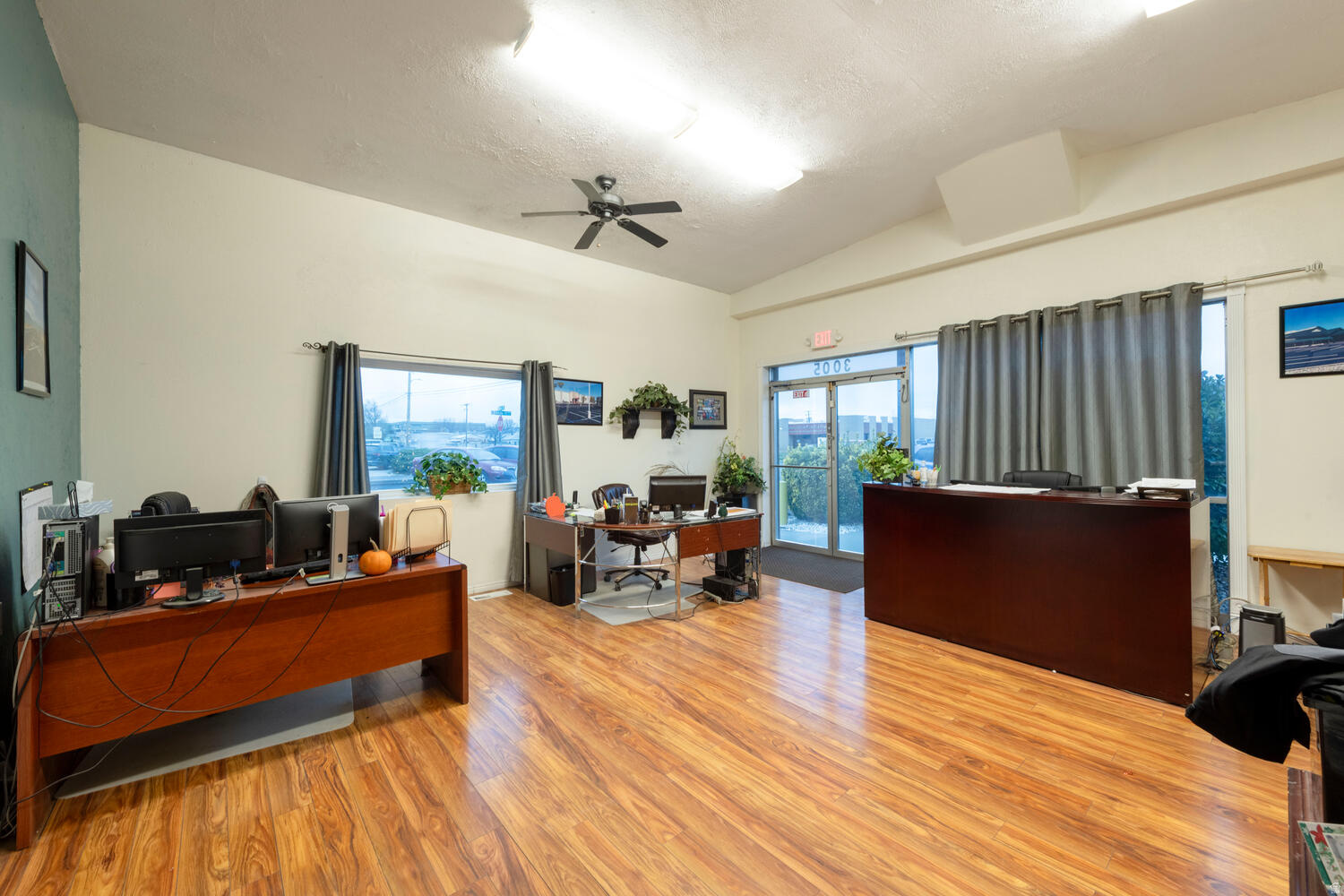 main property photo 15