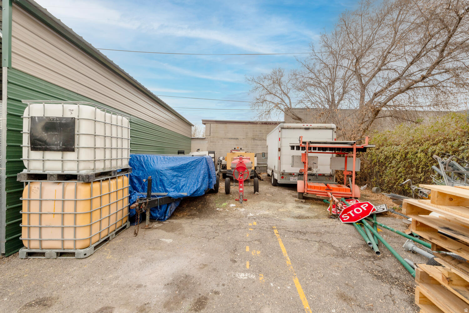 main property photo 19