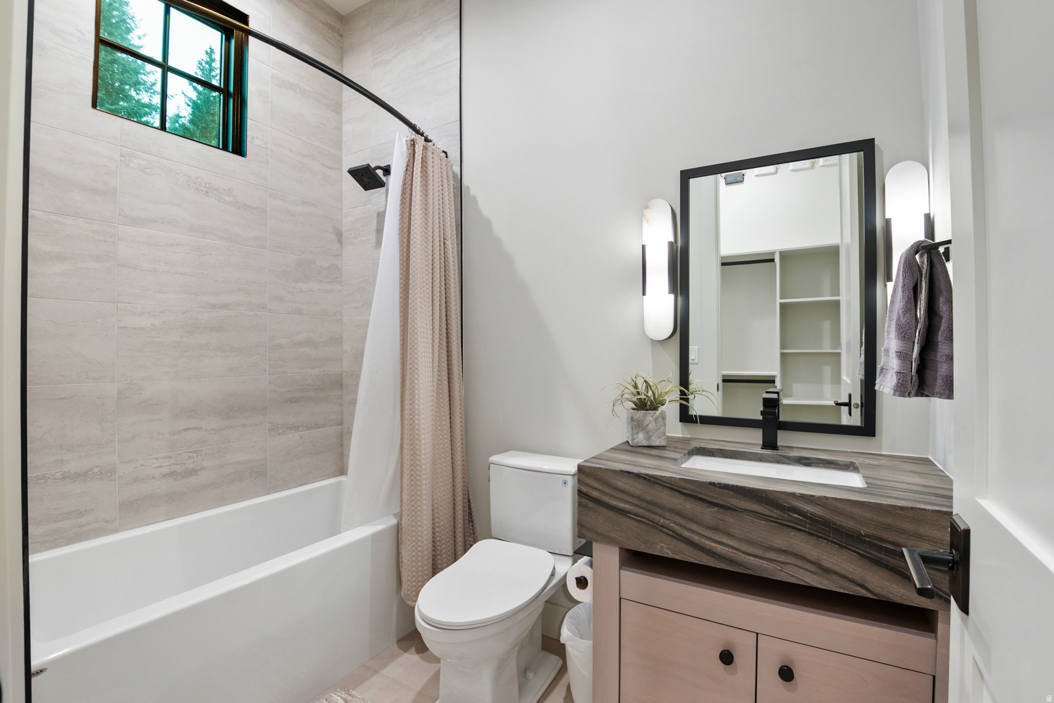 main property photo 58