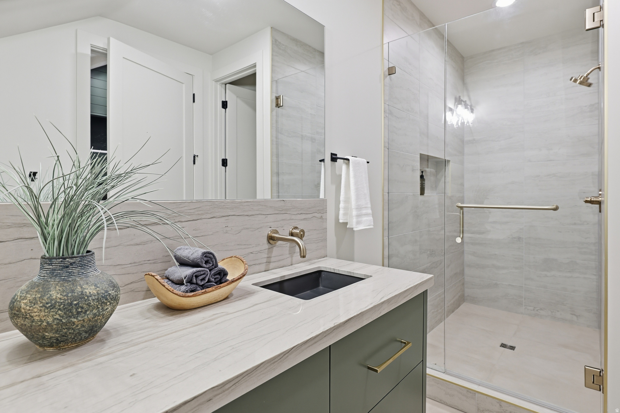 main property photo 63