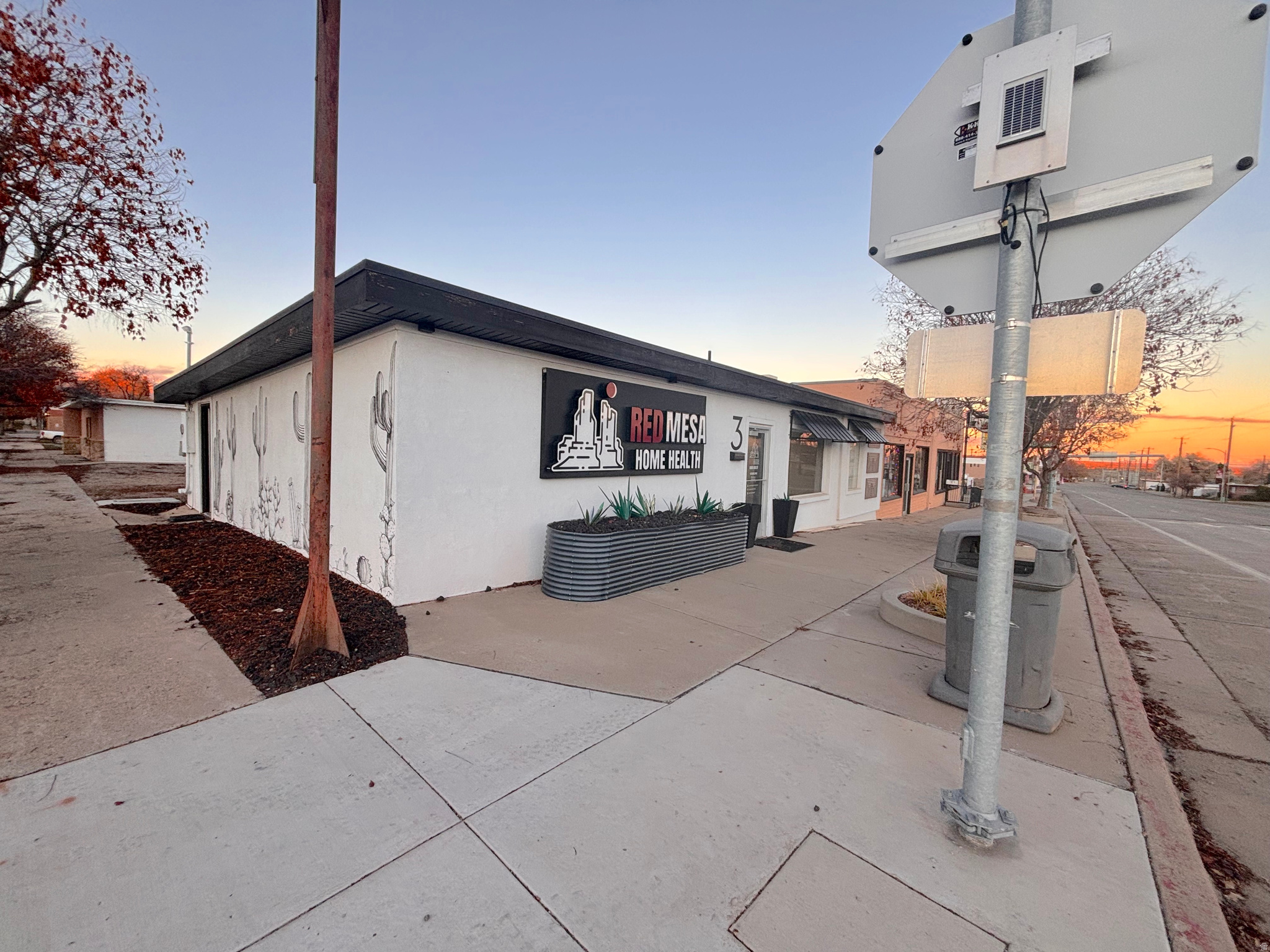 main property photo 16