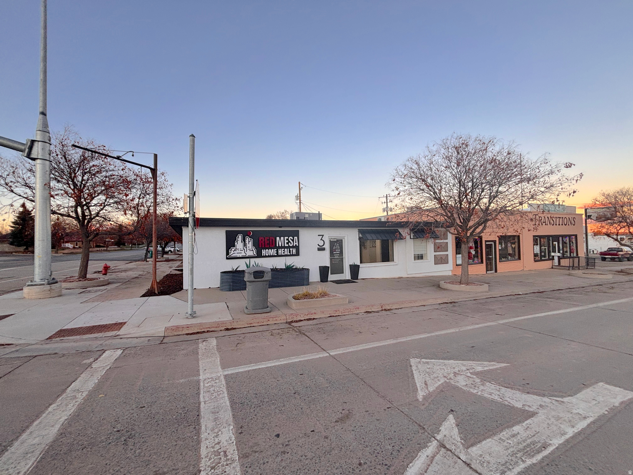 main property photo 17