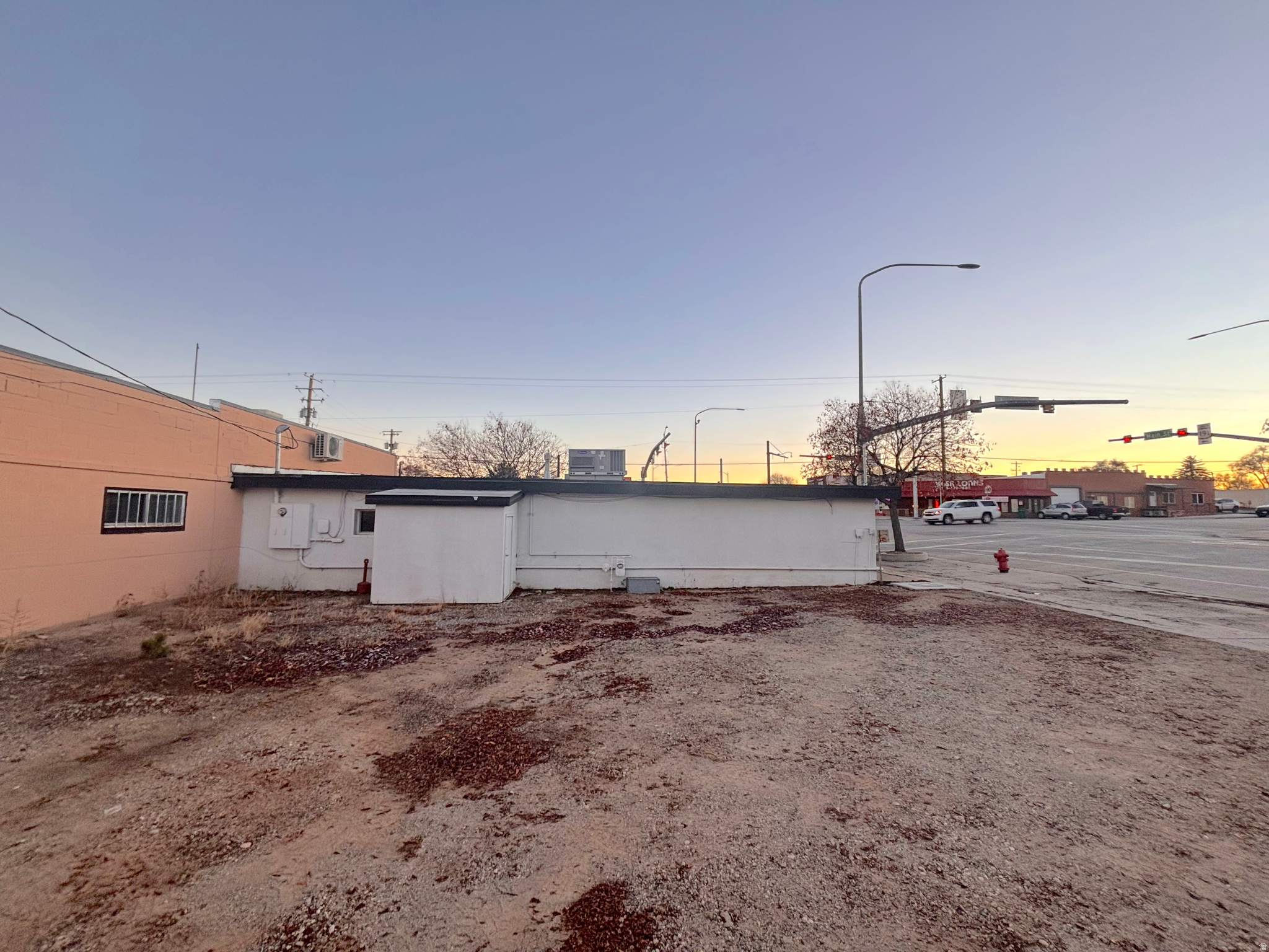 main property photo 19