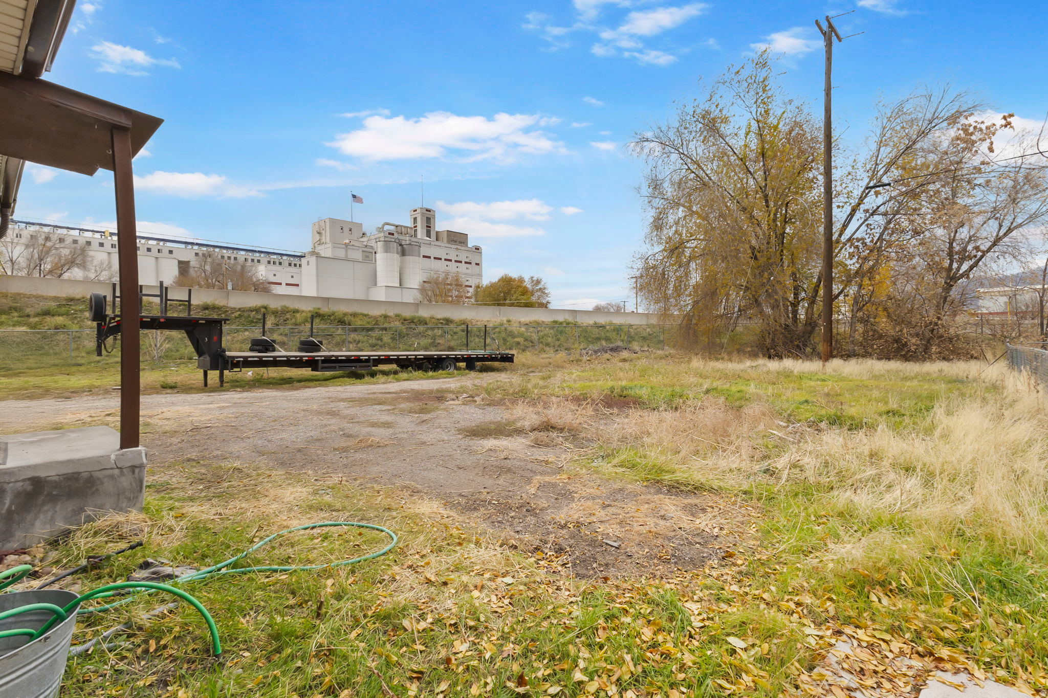 main property photo 29