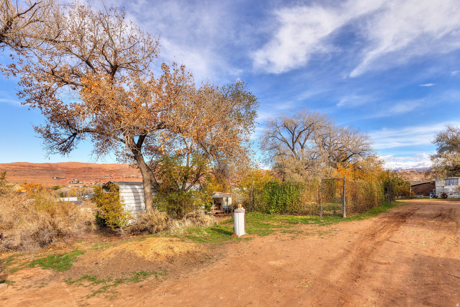 main property photo 14