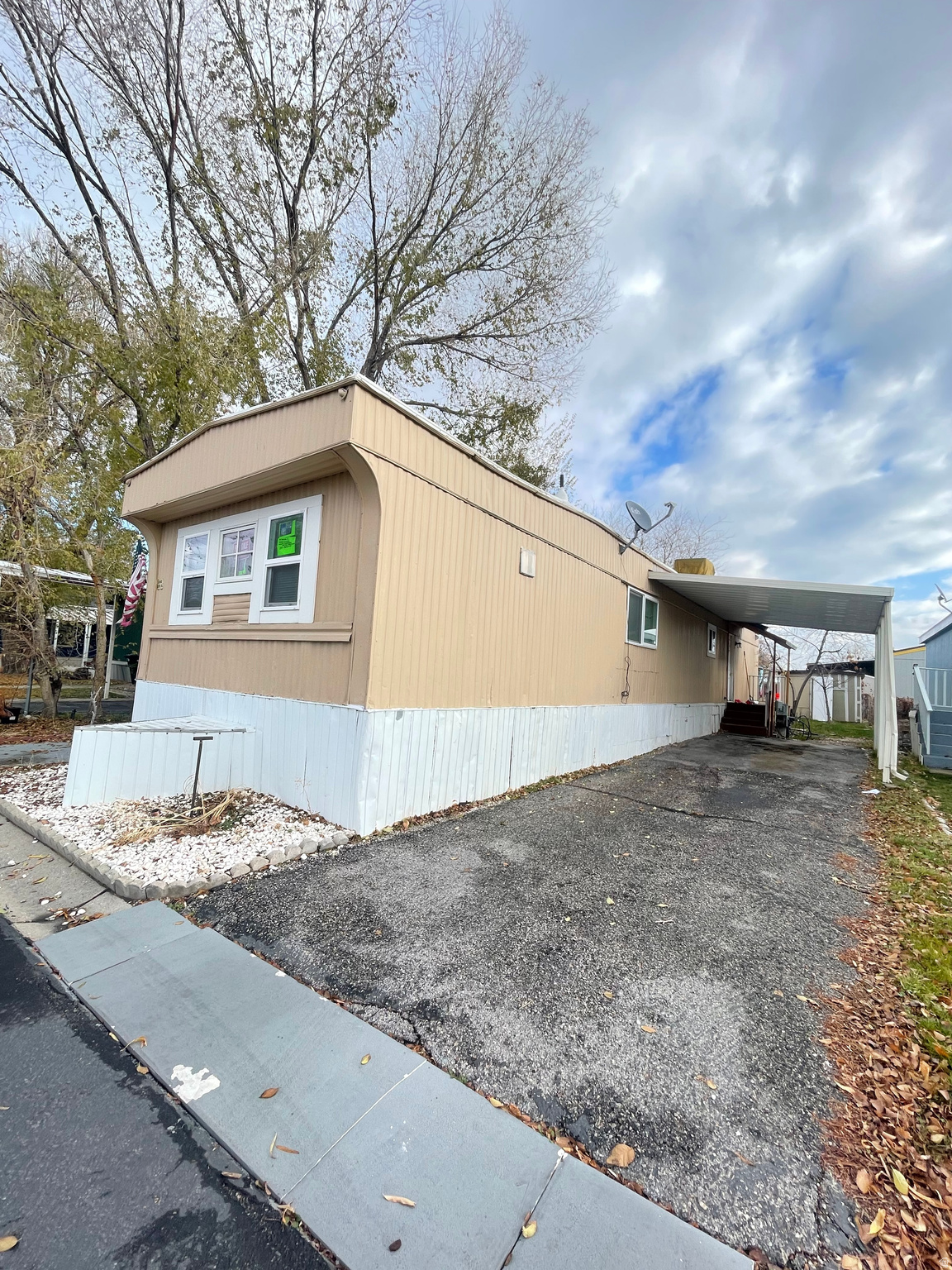 main property photo 12