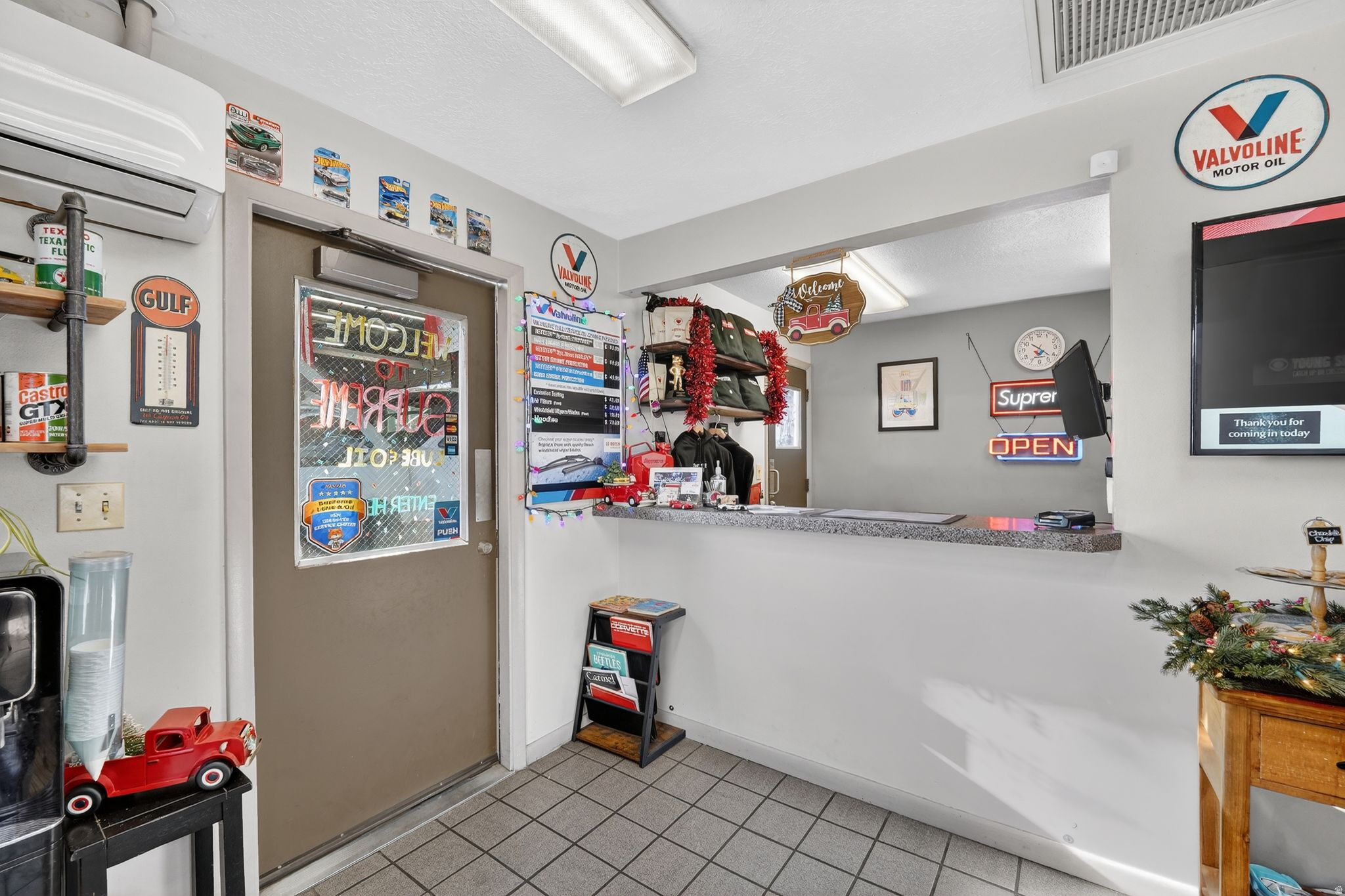 main property photo 16
