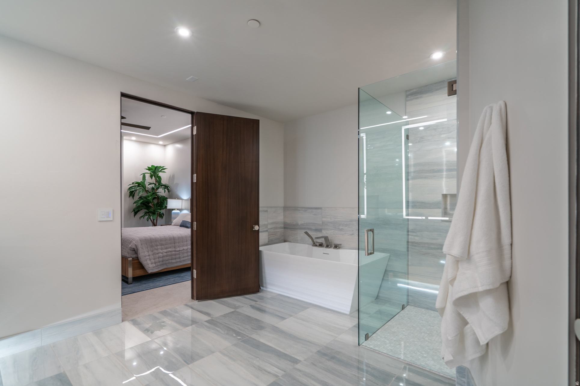 main property photo 68