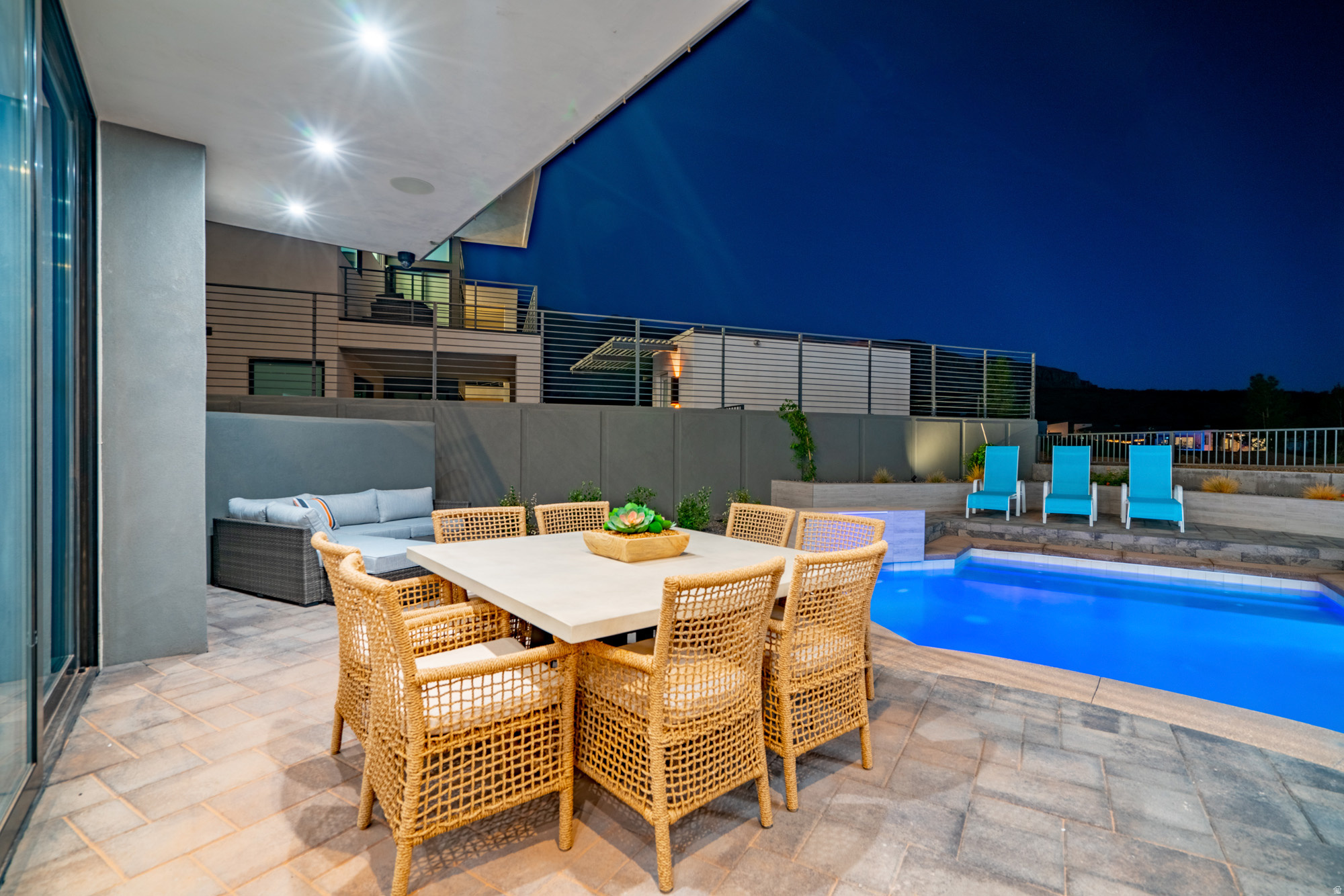 main property photo 86