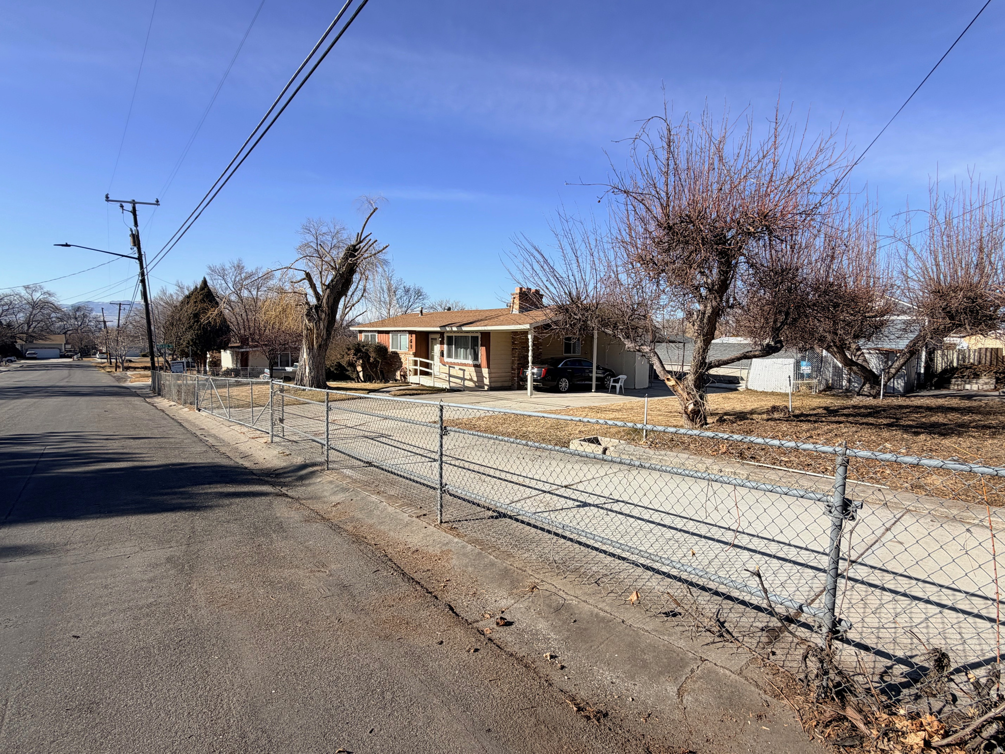 main property photo 34