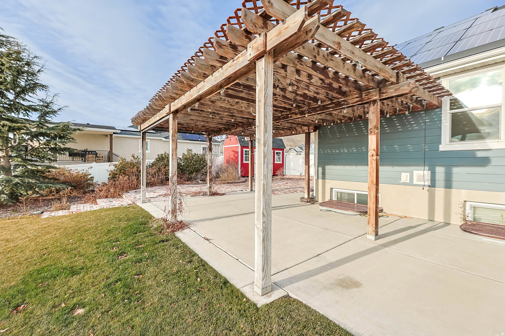 main property photo 50