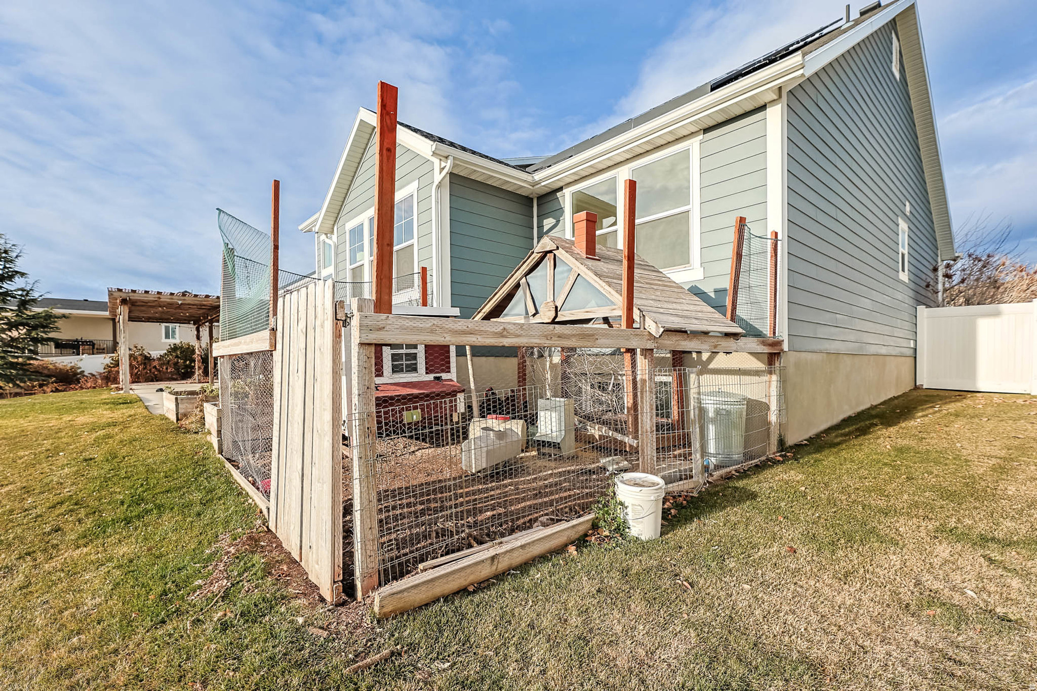 main property photo 58