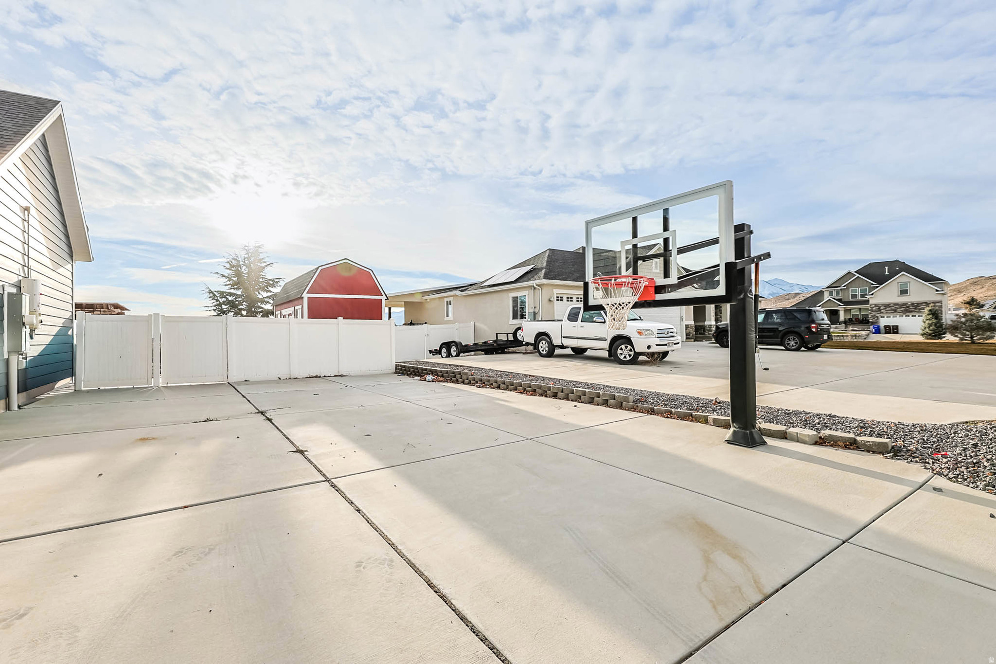 main property photo 60
