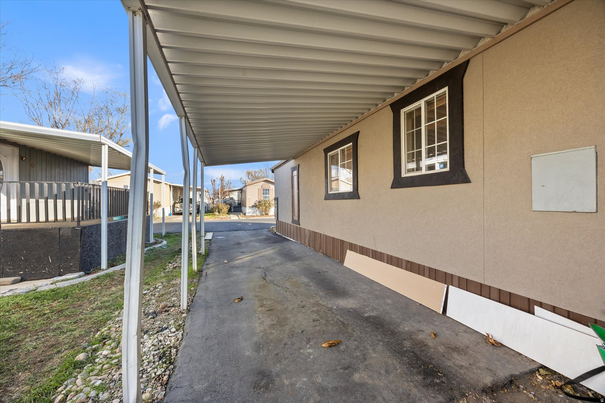 main property photo 20