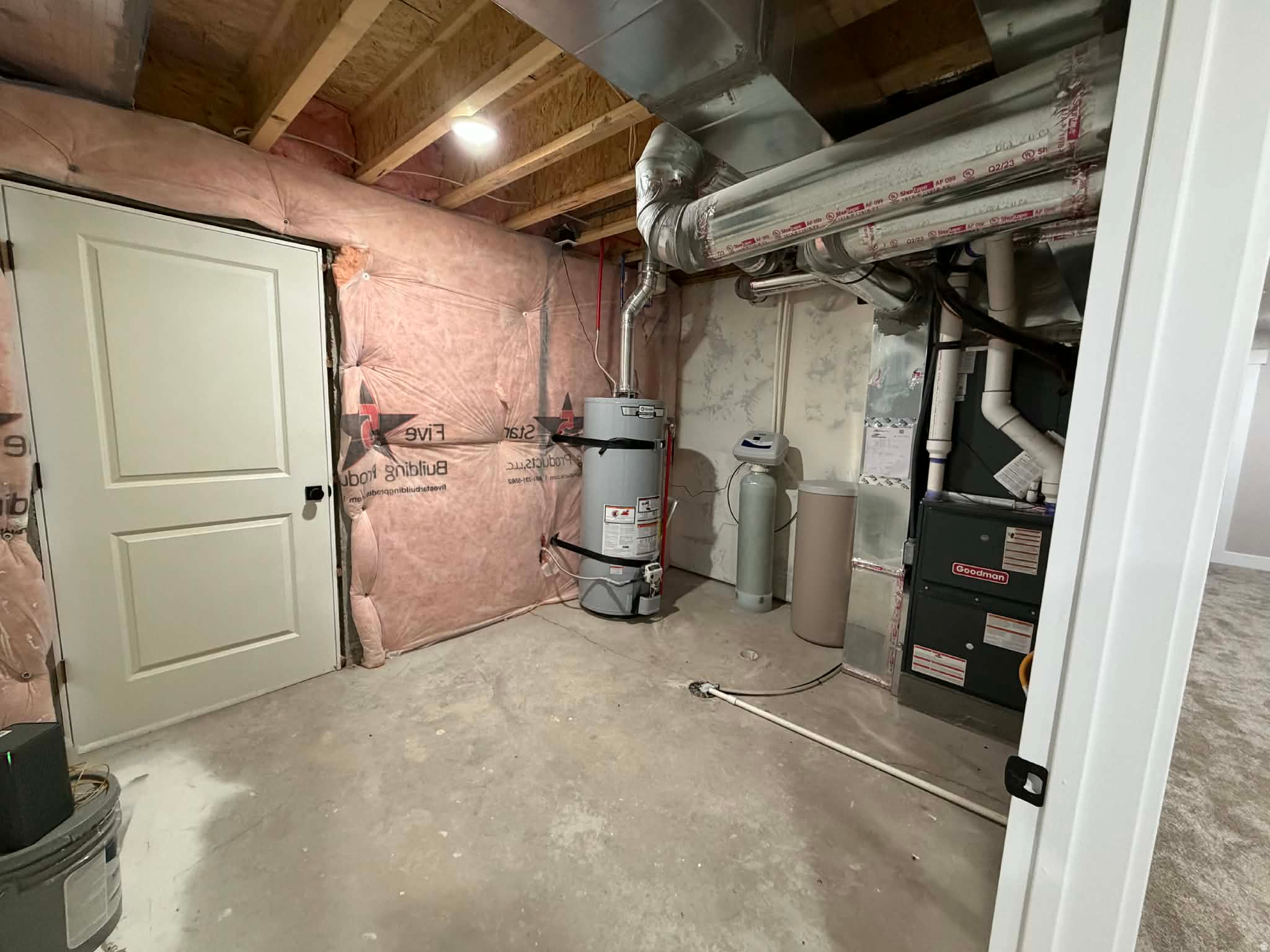 main property photo 38