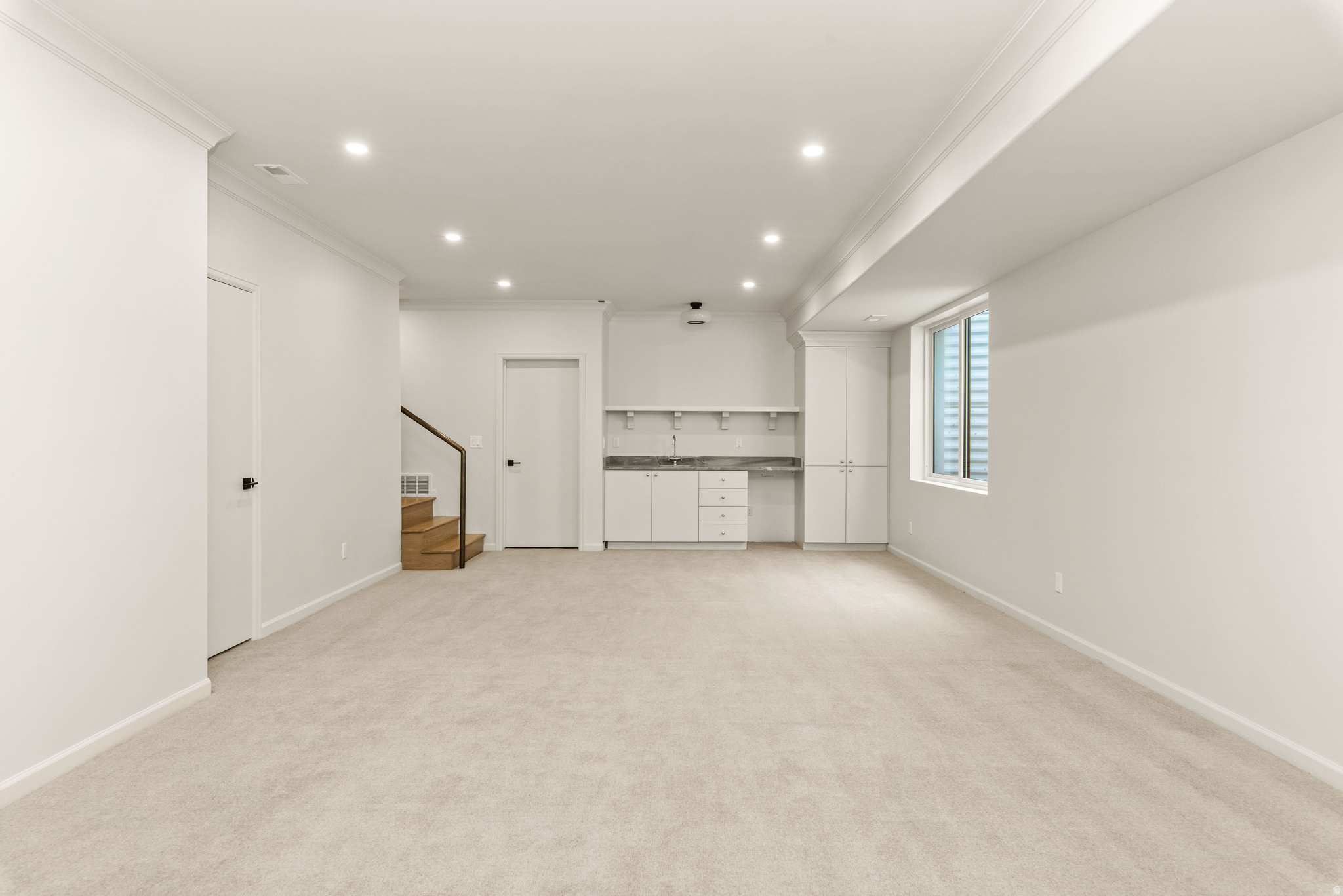 main property photo 78