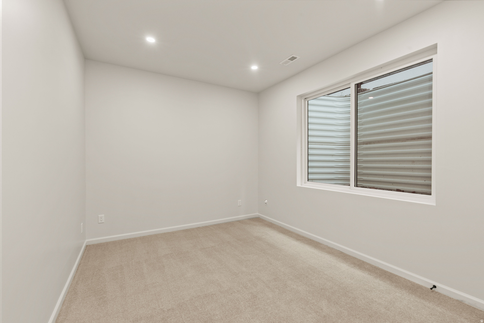 main property photo 80