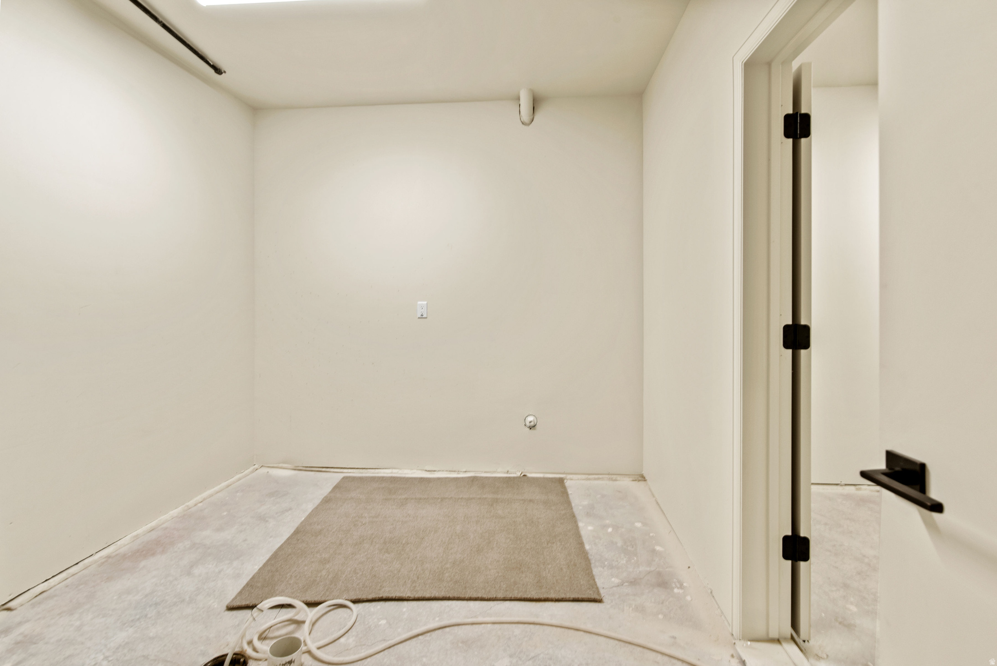 main property photo 83