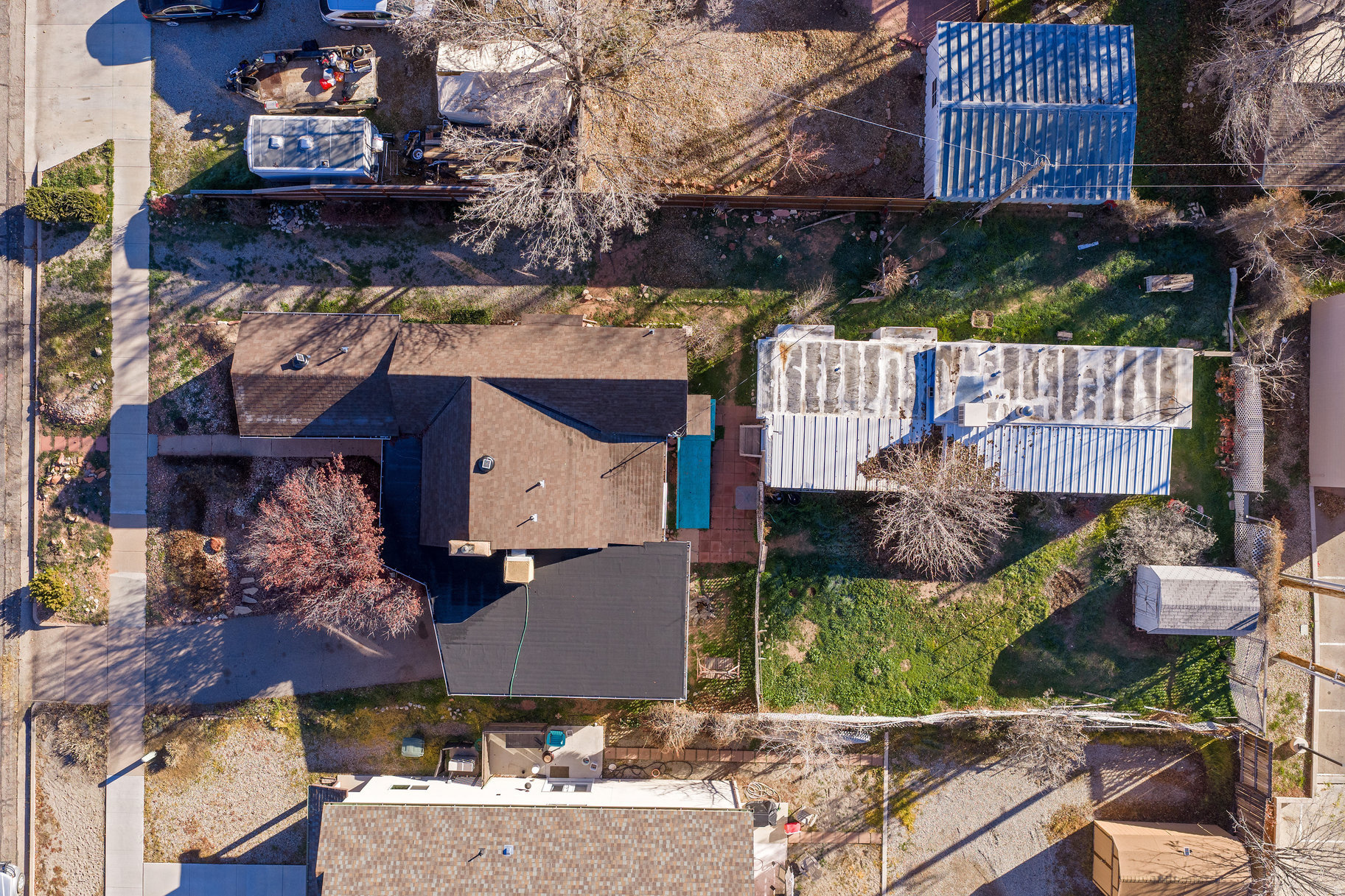 main property photo 34