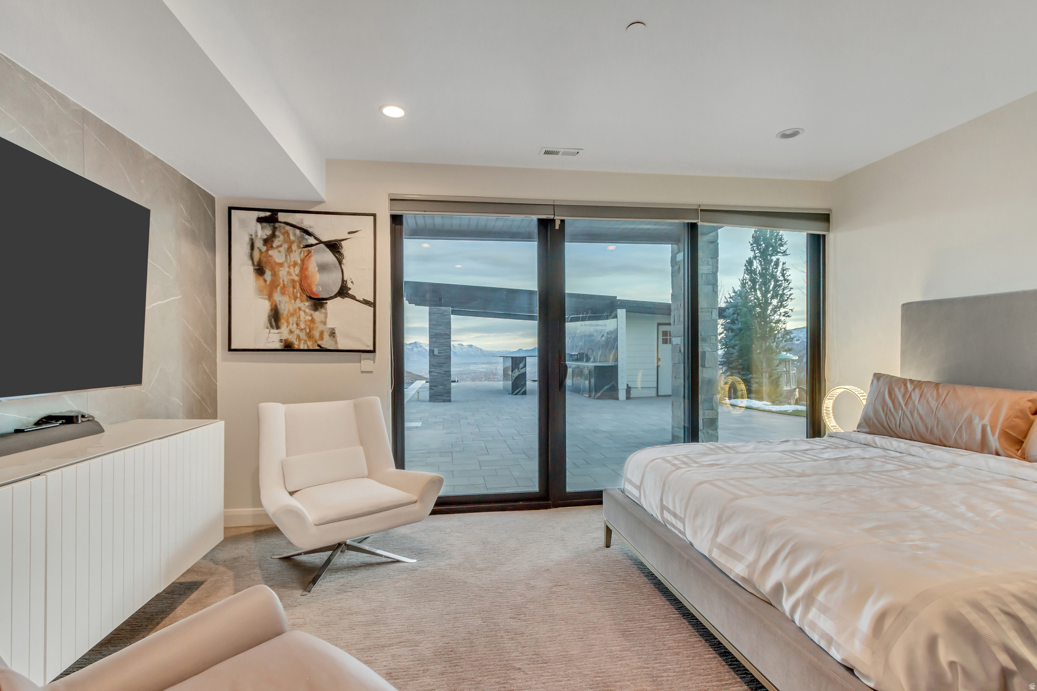 main property photo 51