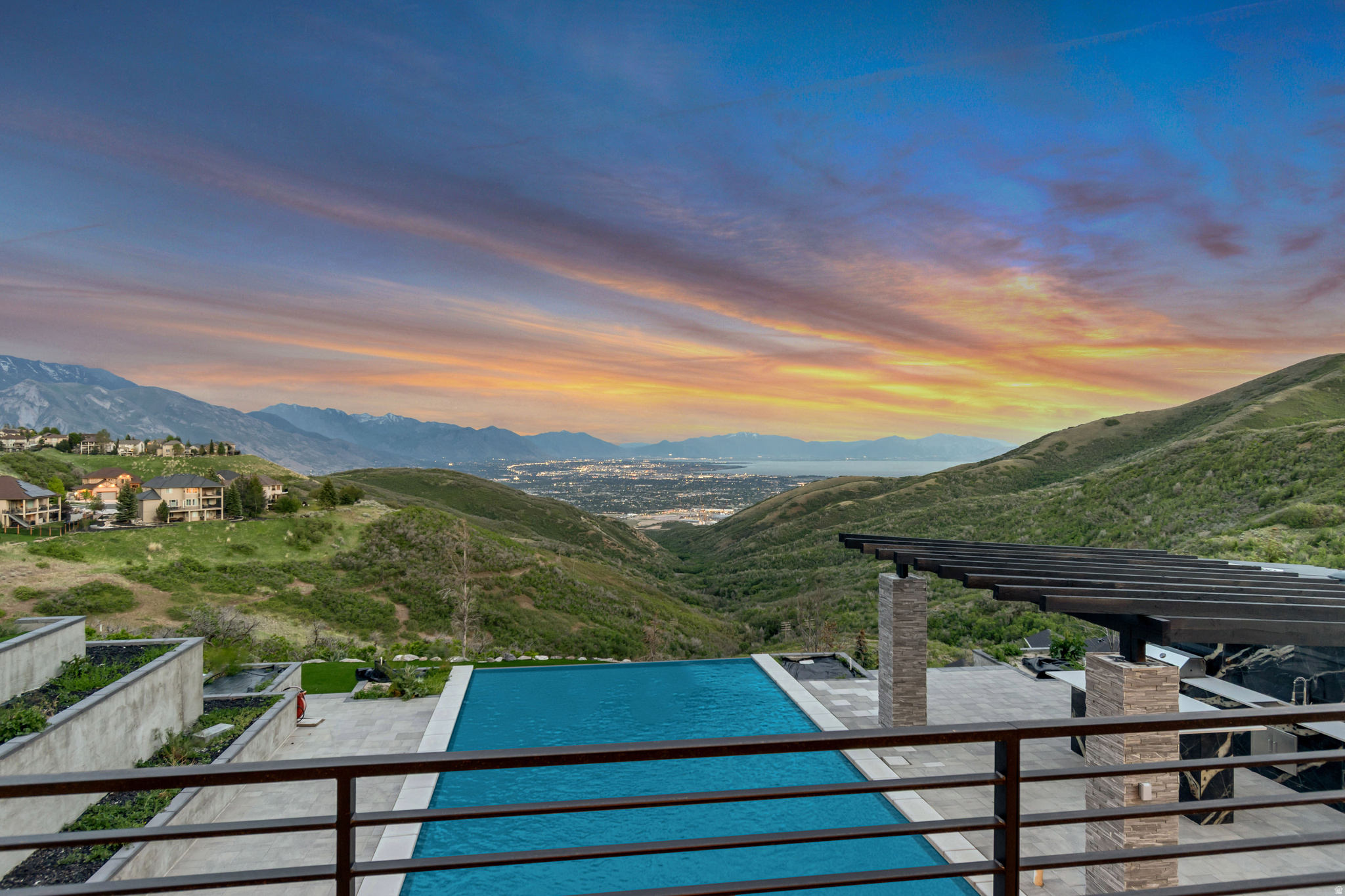 main property photo 58
