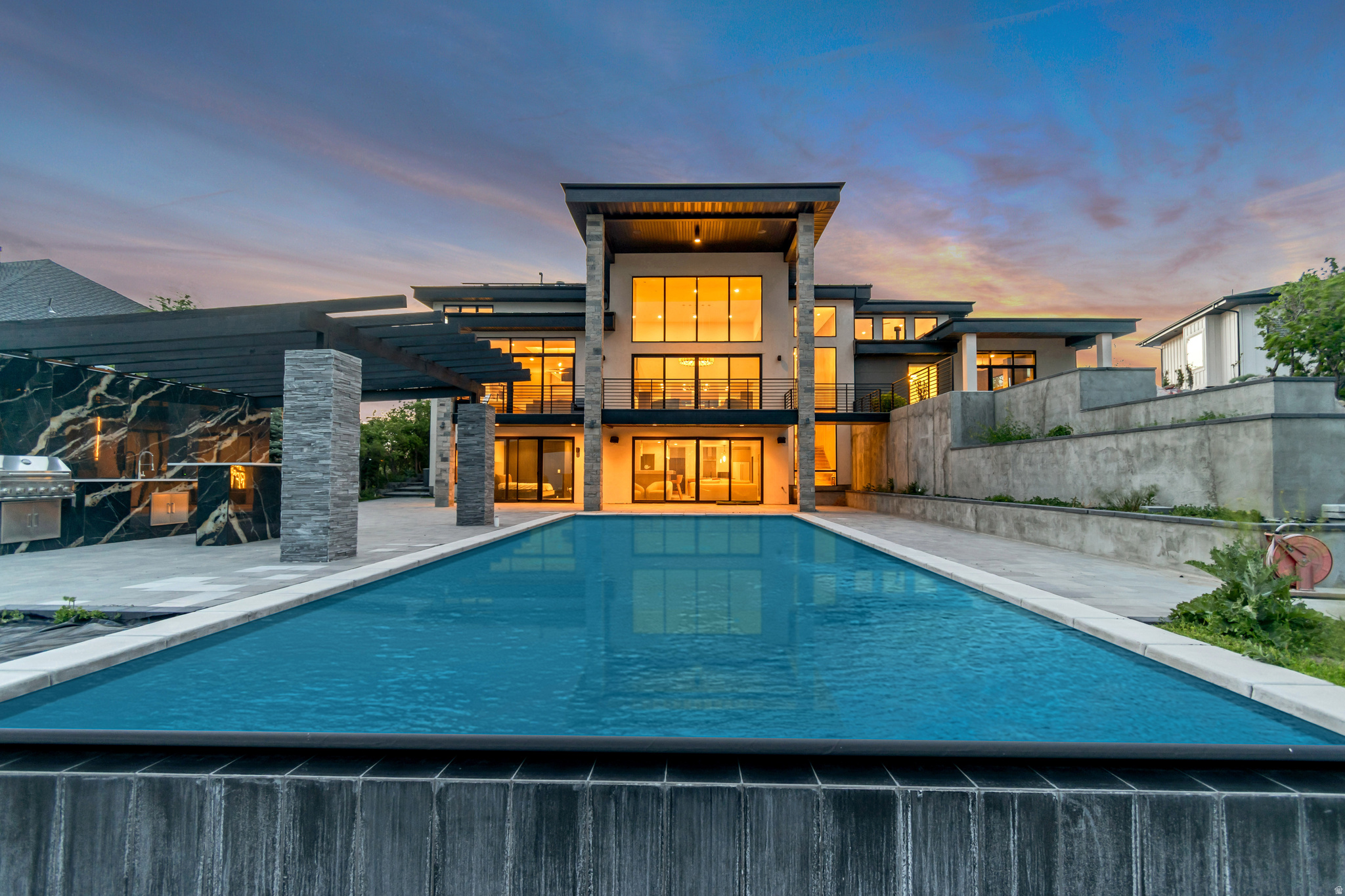 main property photo 59