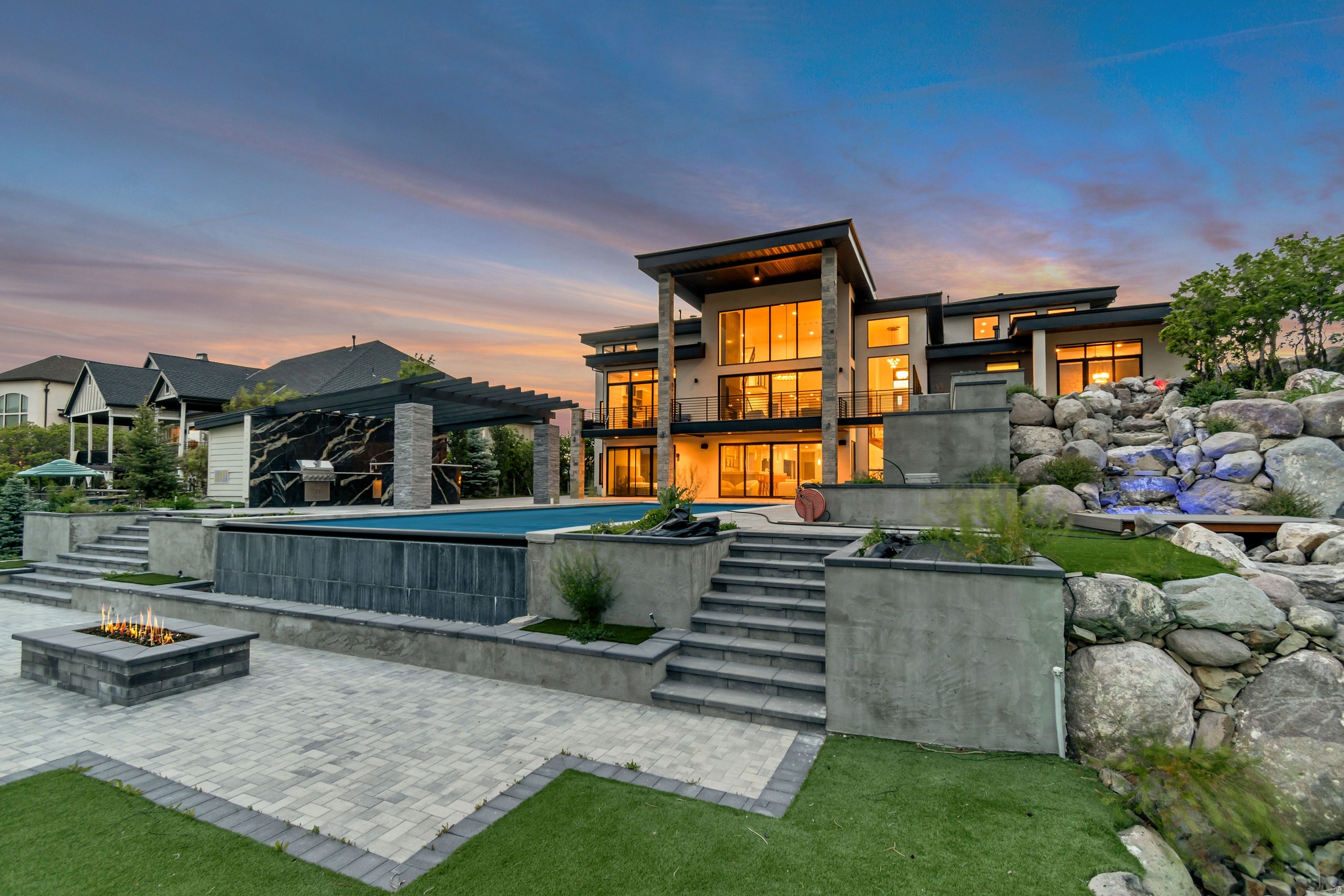 main property photo 60
