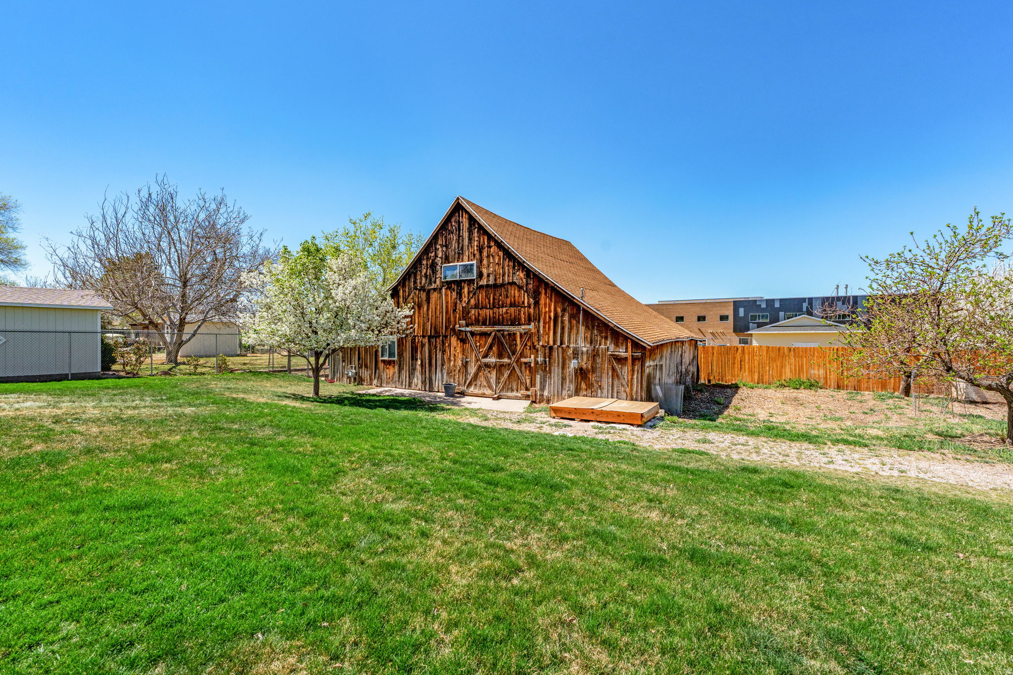 main property photo 53