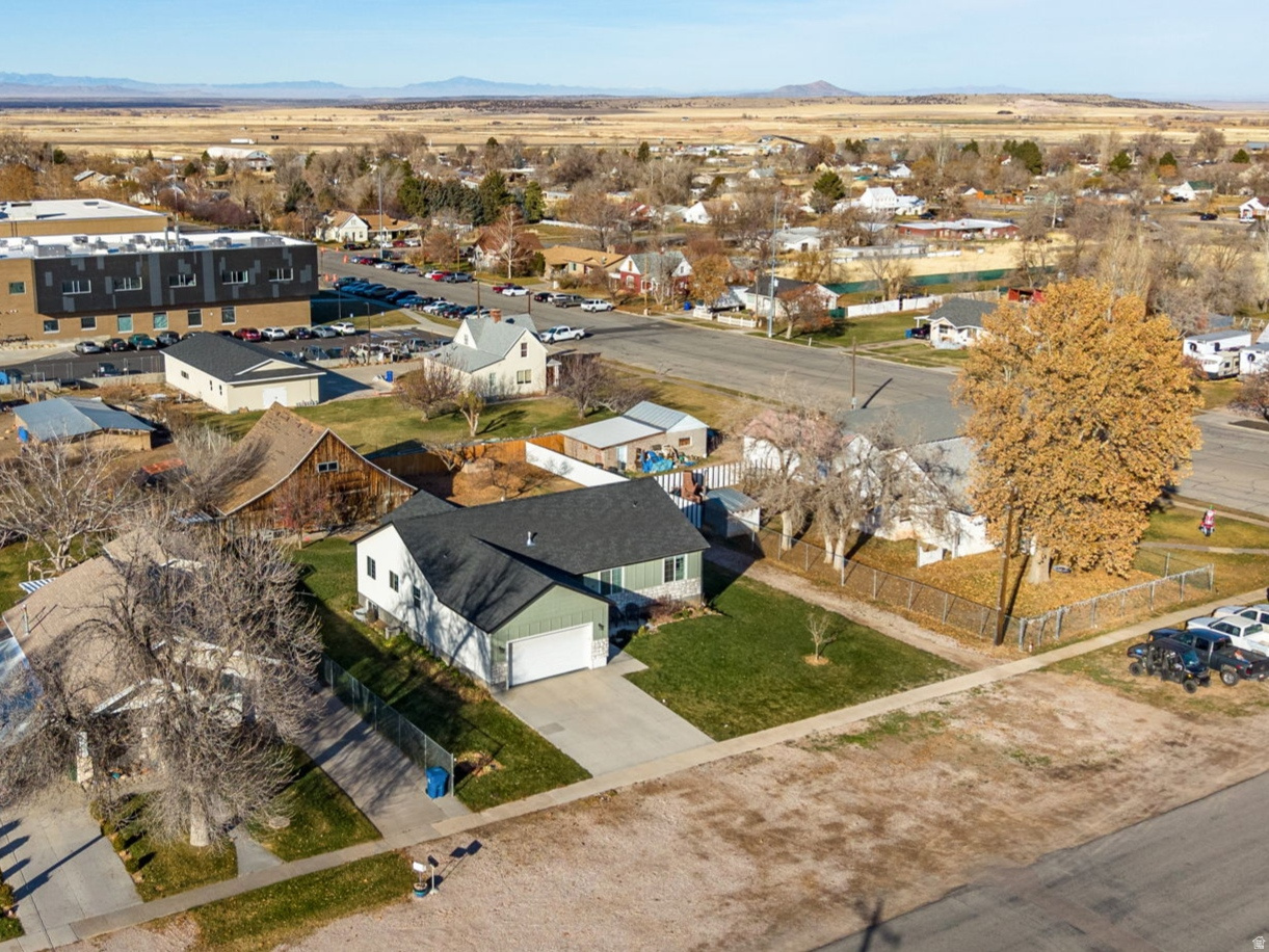 main property photo 57