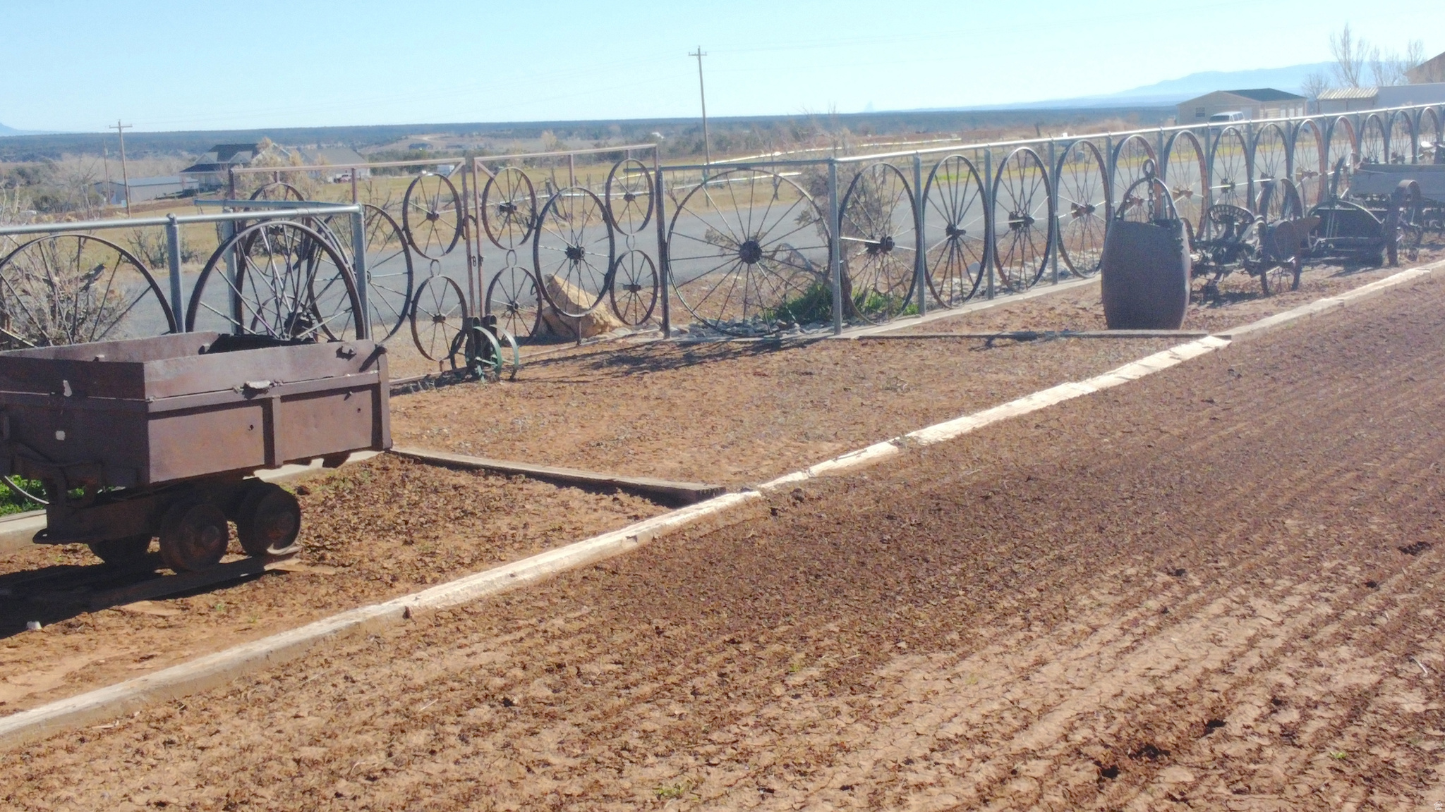 main property photo 14