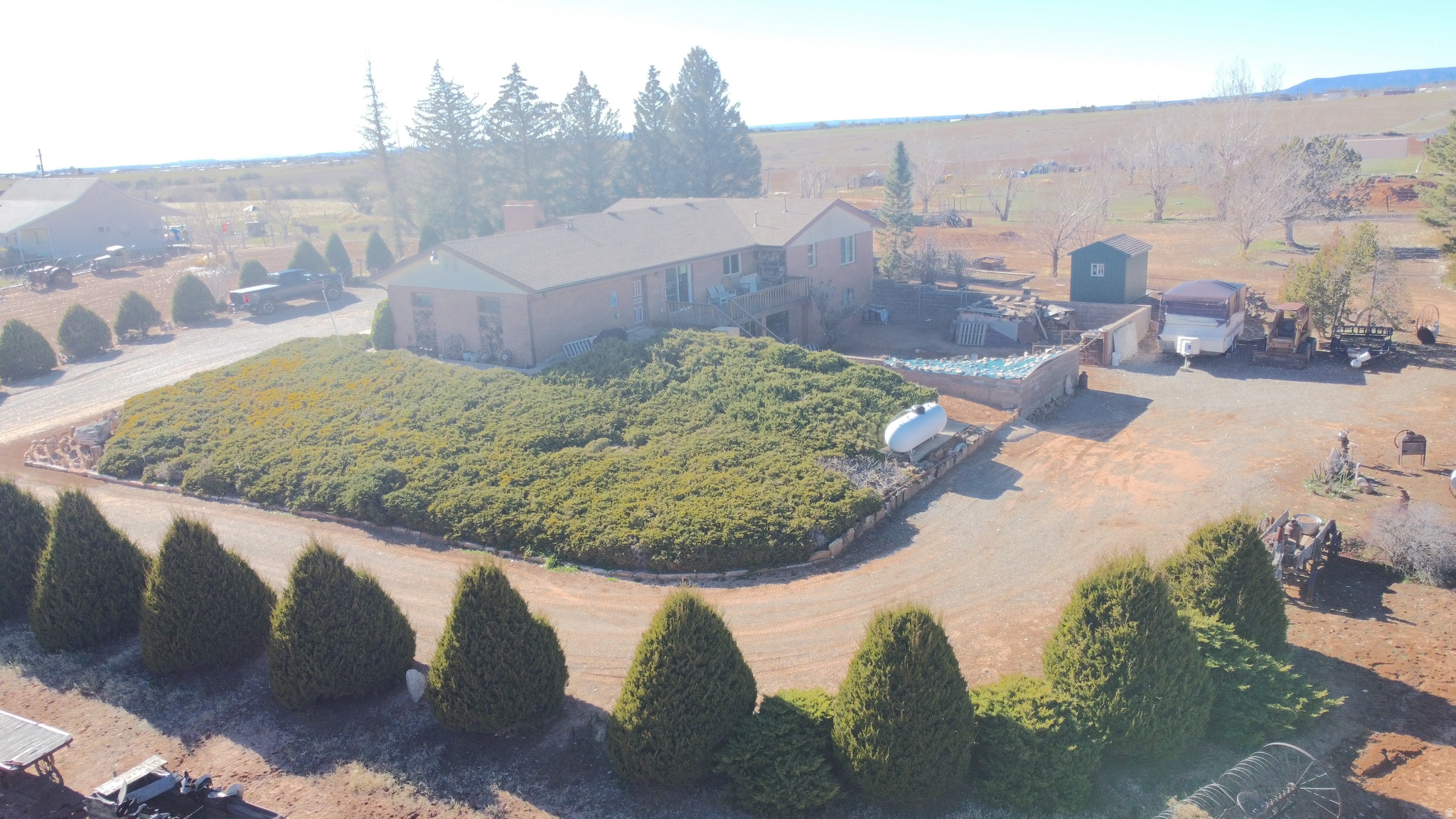 main property photo 41