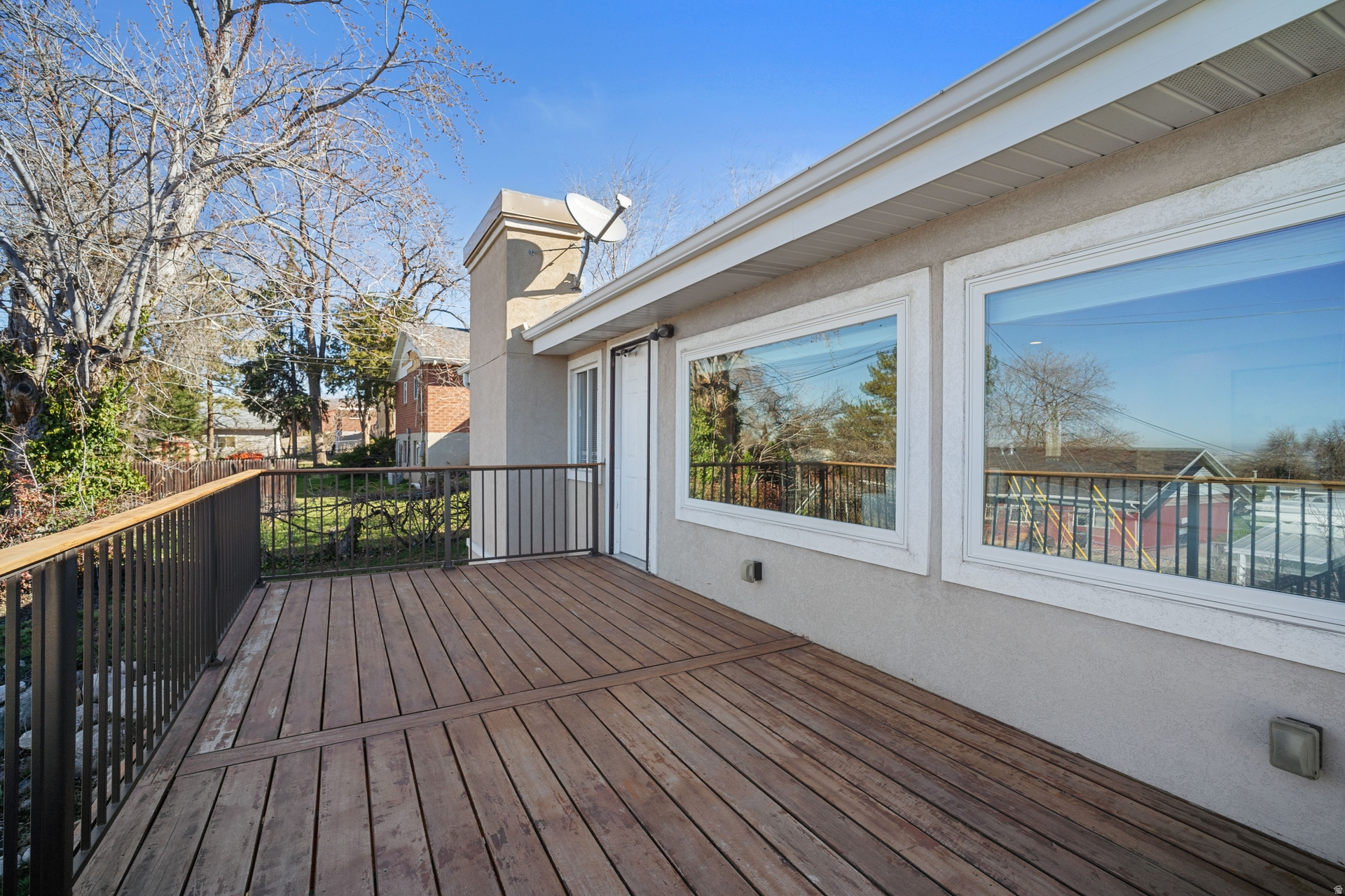 main property photo 19