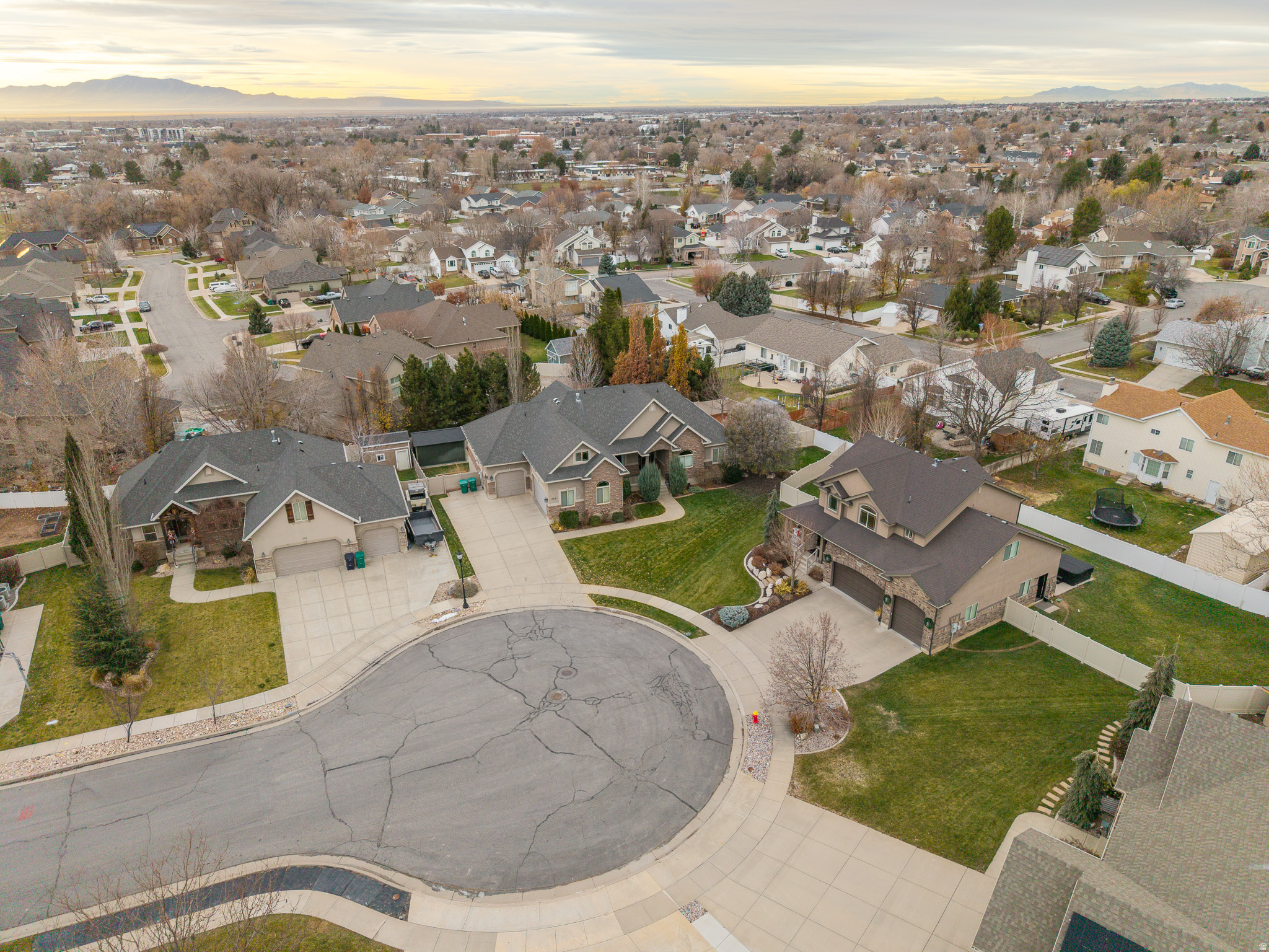 main property photo 49