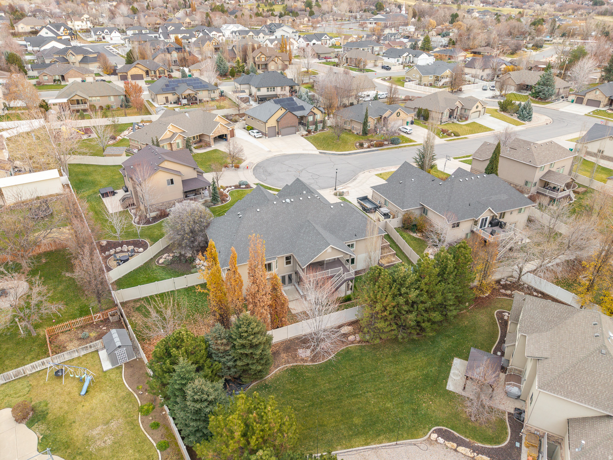 main property photo 51