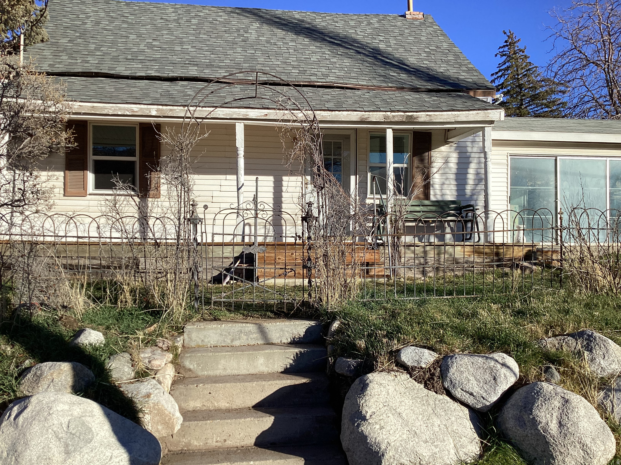 main property photo 27