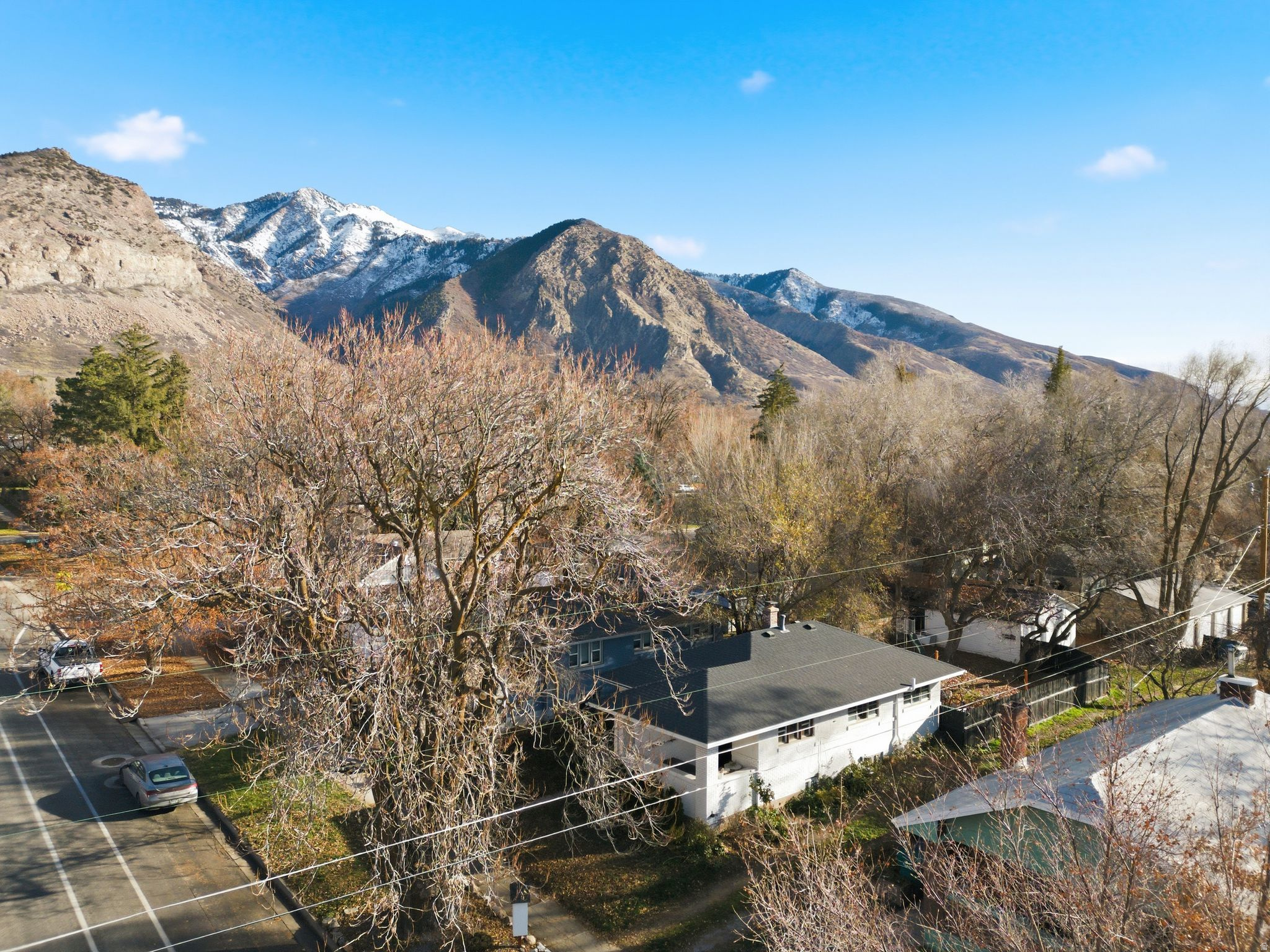 main property photo 34