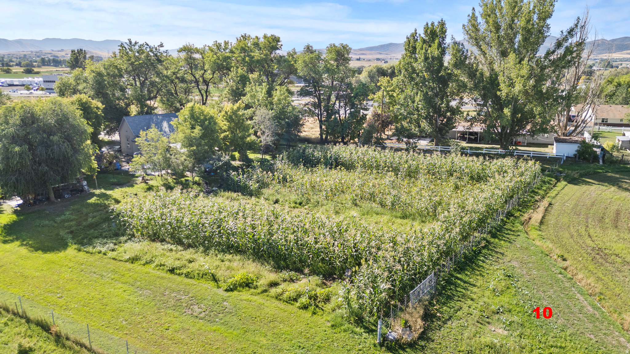 main property photo 9