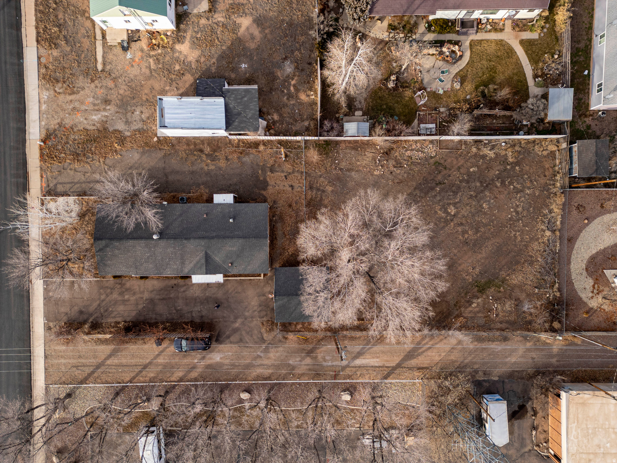main property photo 27