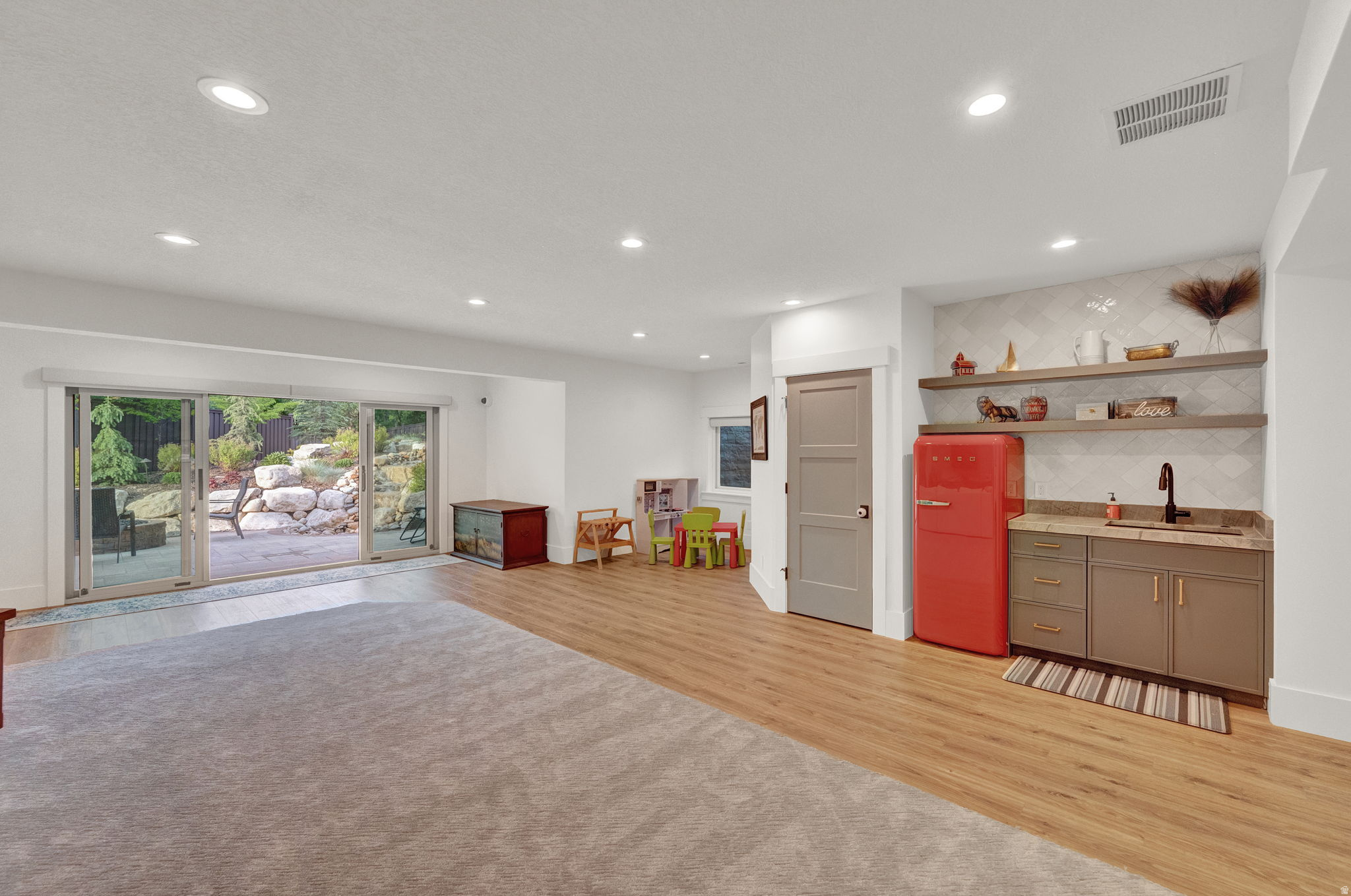 main property photo 61