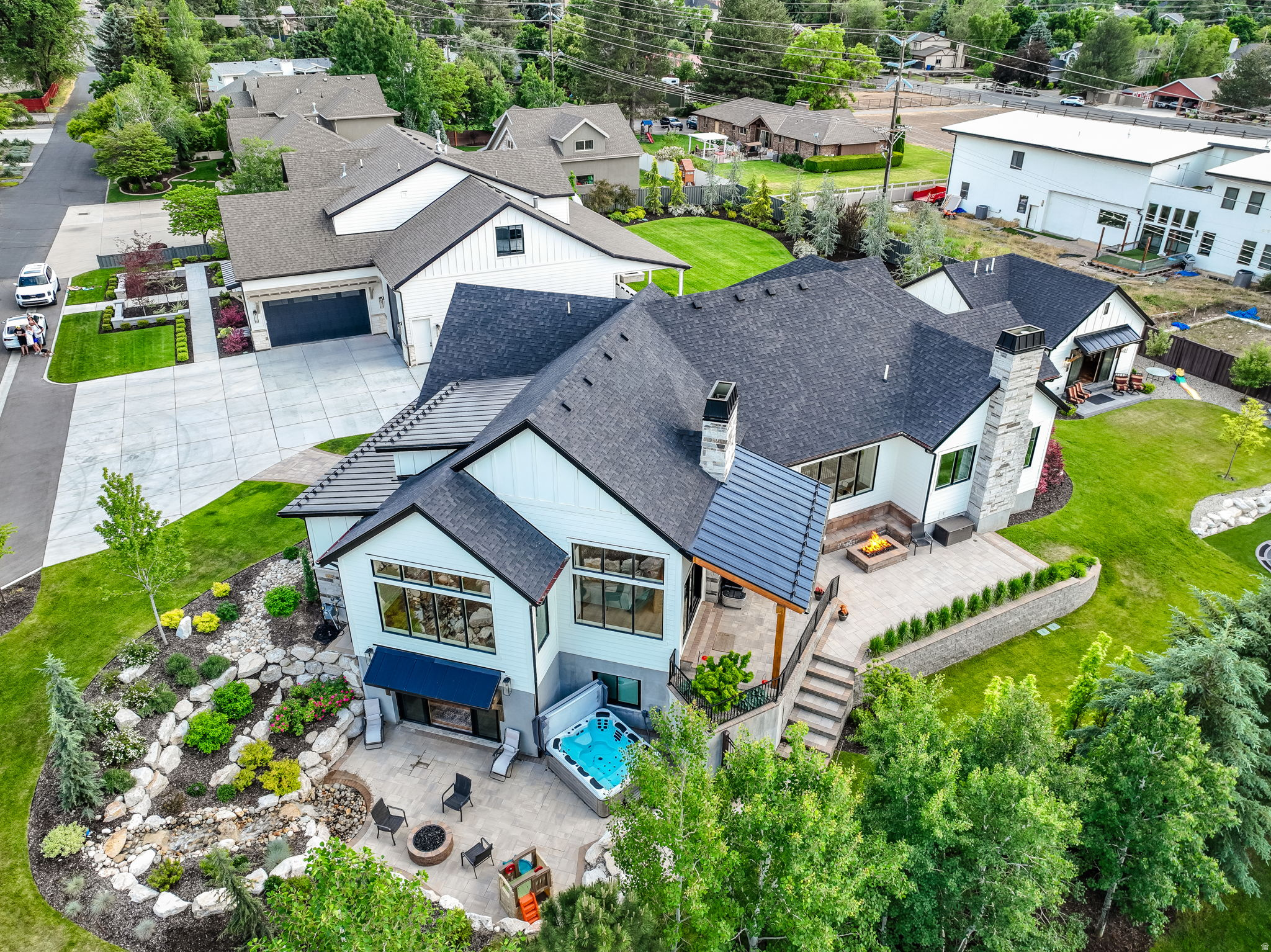 main property photo 81